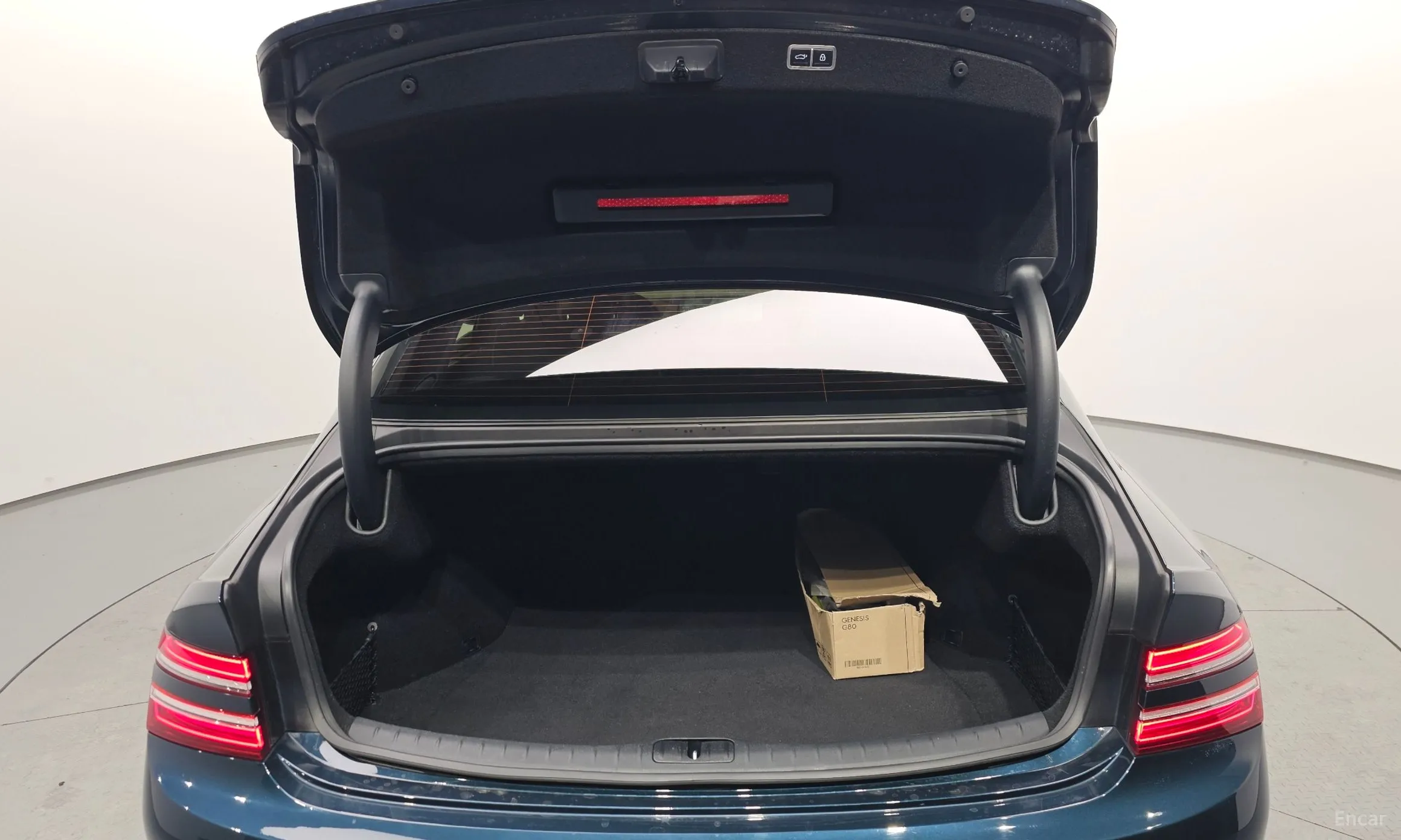 Genesis G80 (RG3) превью 20