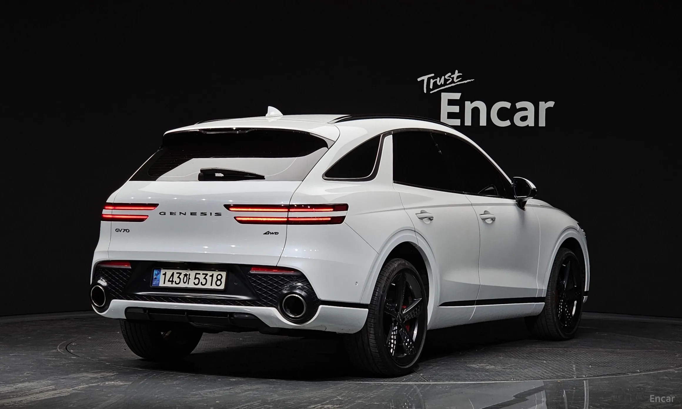 Genesis GV70 превью 2