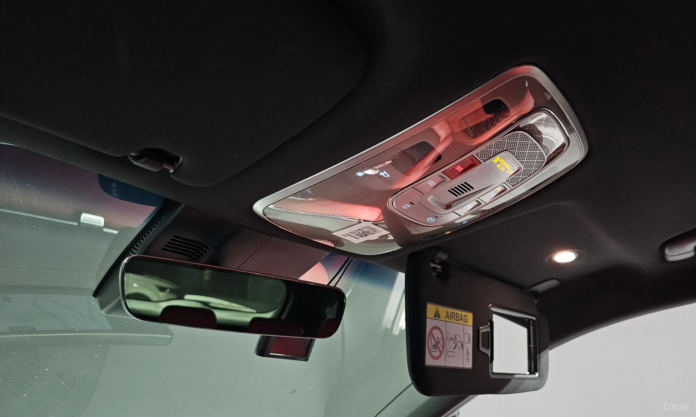 Genesis GV70 превью 18