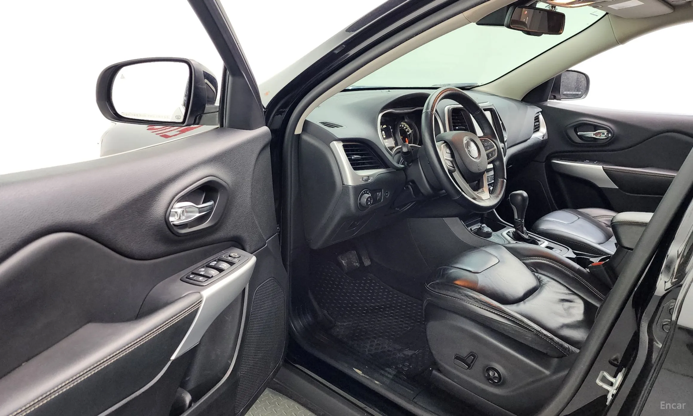 Jeep Cherokee (KL) превью 10
