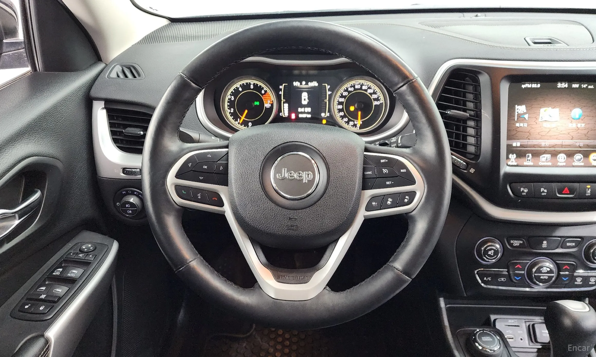 Jeep Cherokee (KL) превью 13