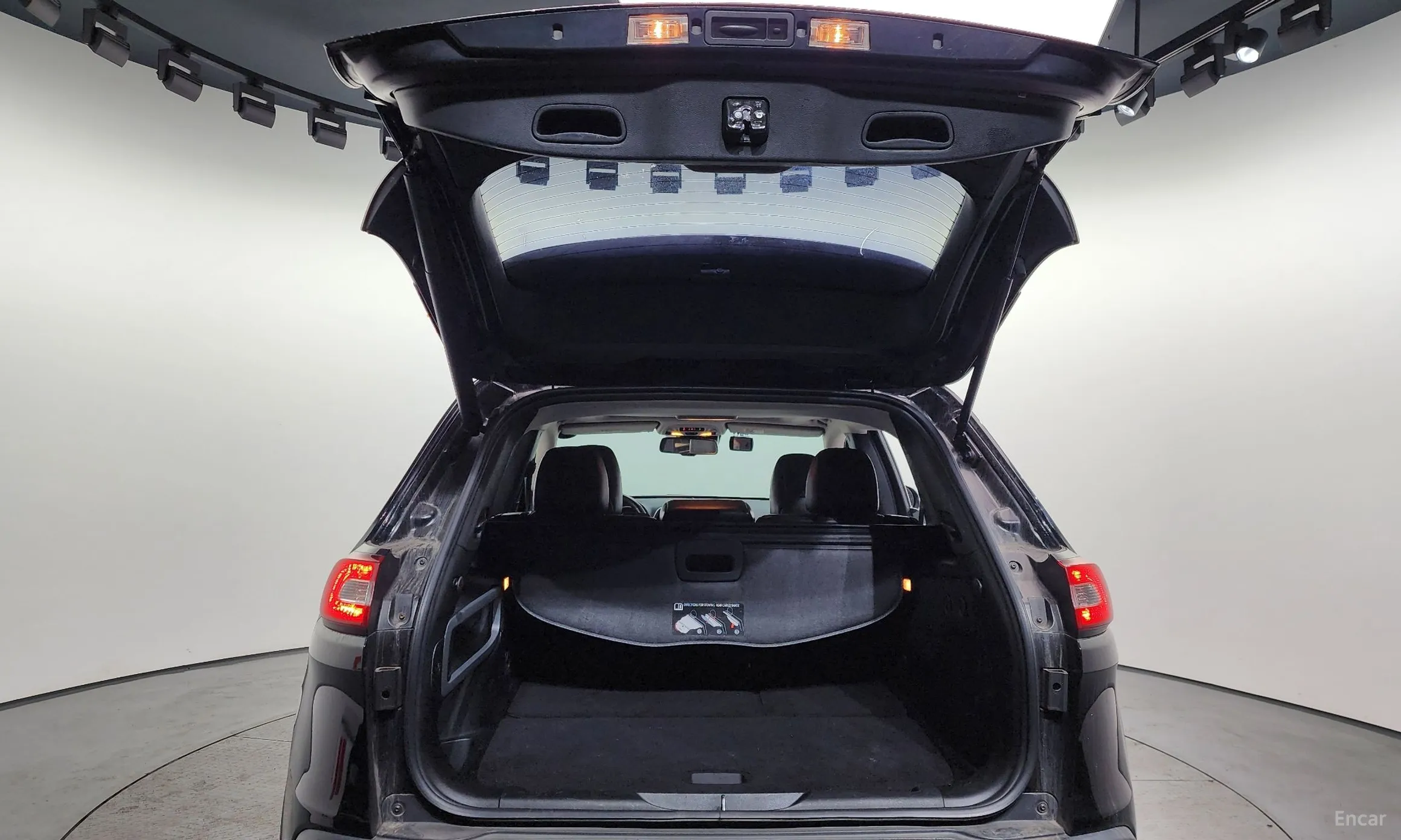 Jeep Cherokee (KL) превью 20