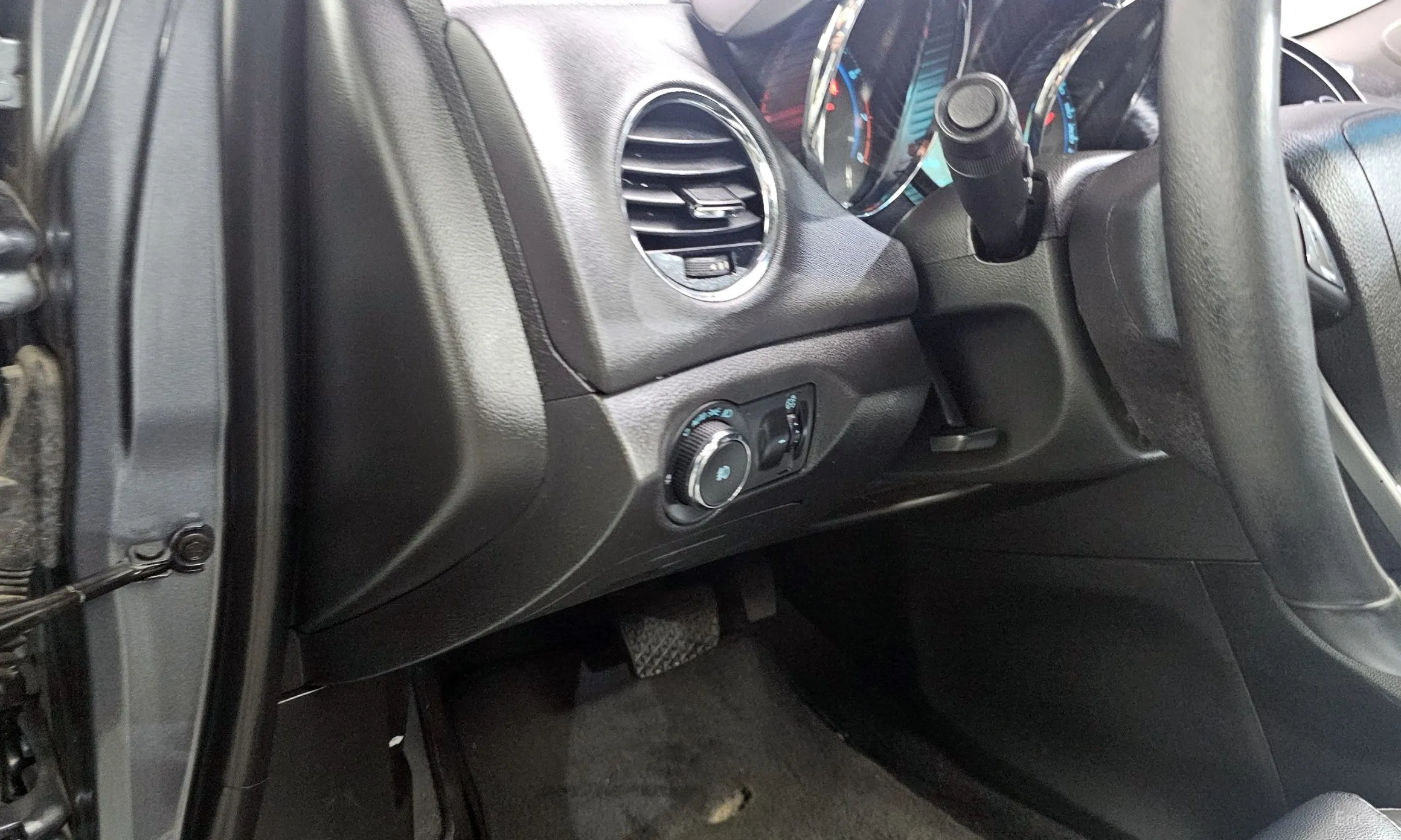 Chevrolet (GM Daewoo) Cruze превью 14