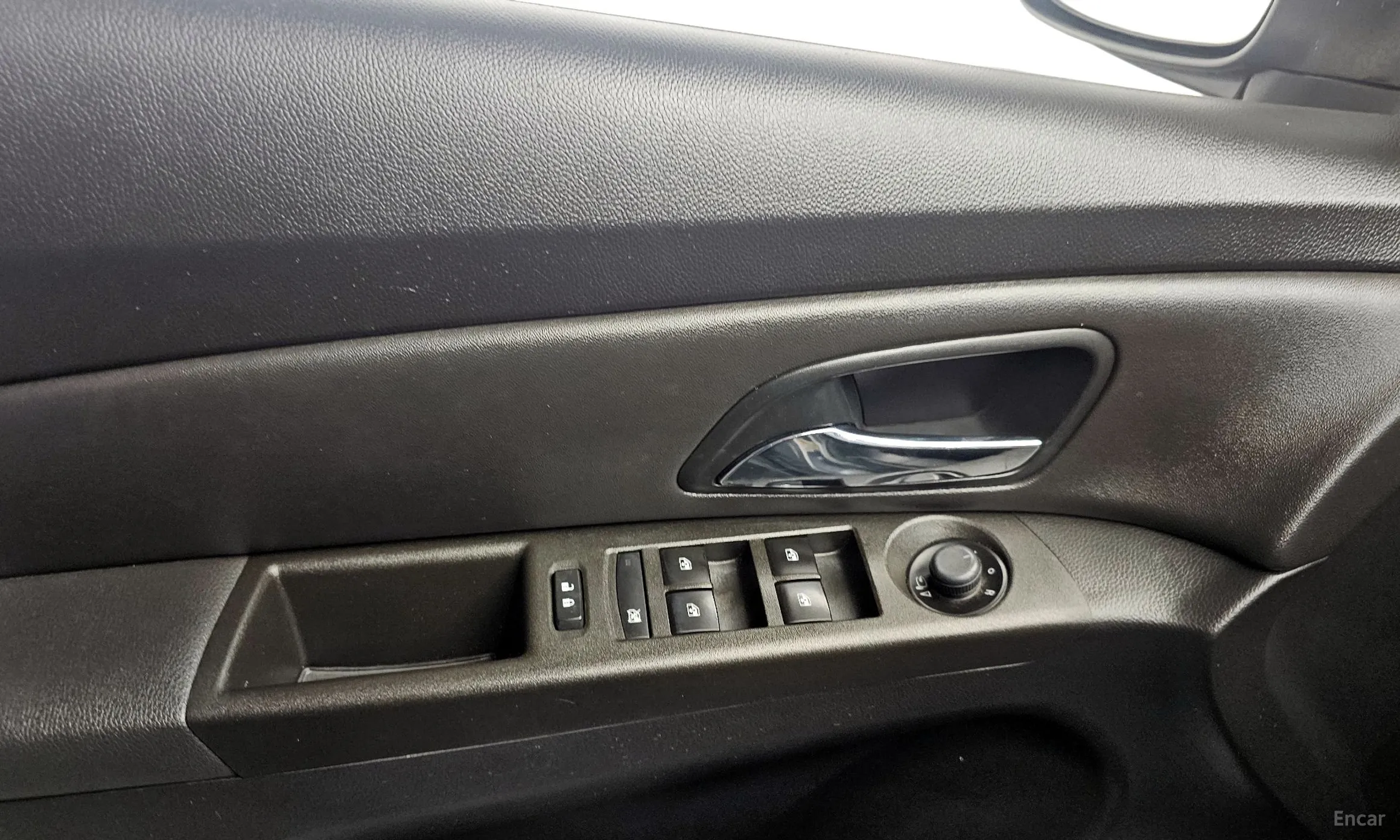 Chevrolet (GM Daewoo) Cruze превью 17