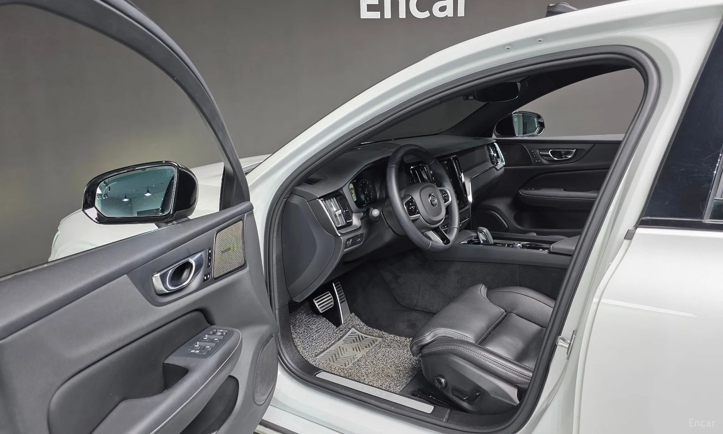 Volvo S60 3rd Generation превью 13