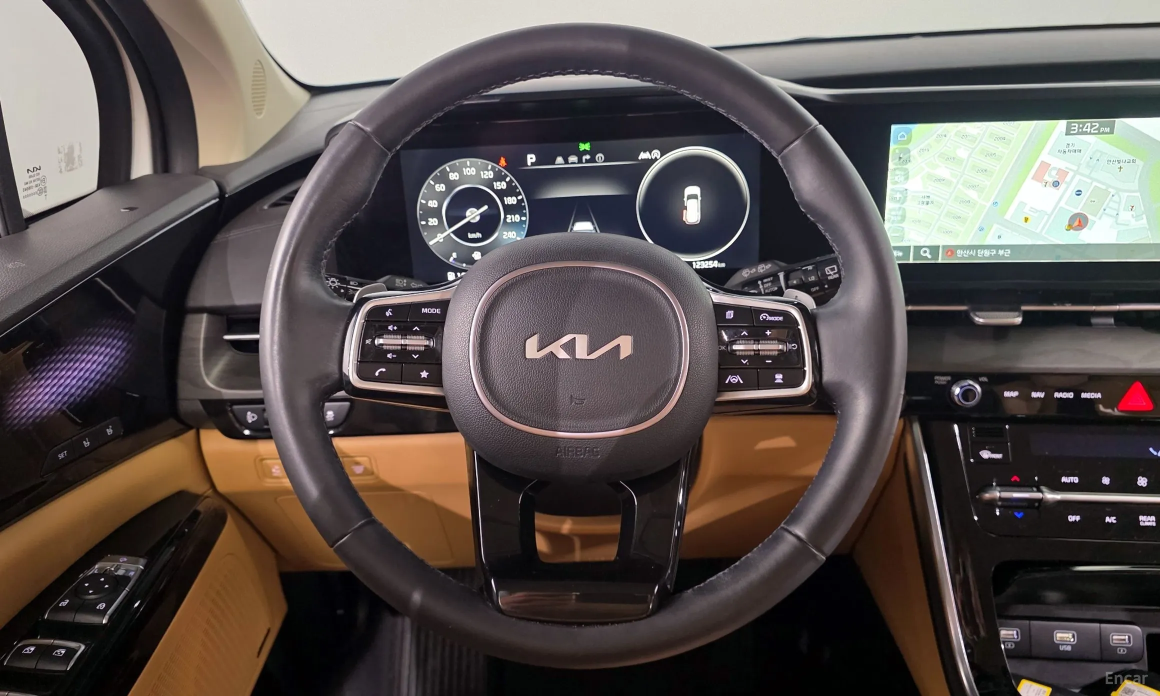 Kia Carnival Gen 4 превью 13
