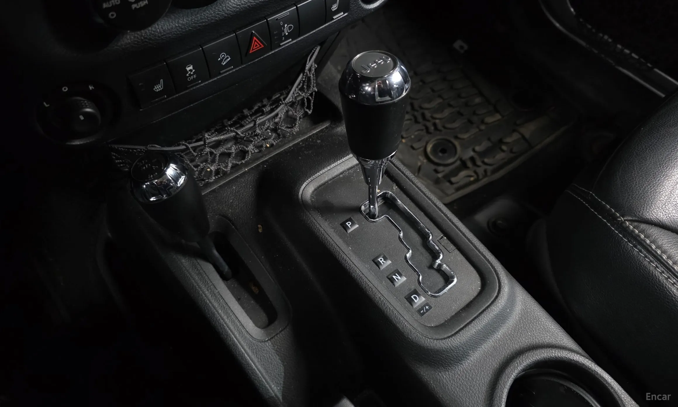 Jeep Wrangler (JK) превью 9