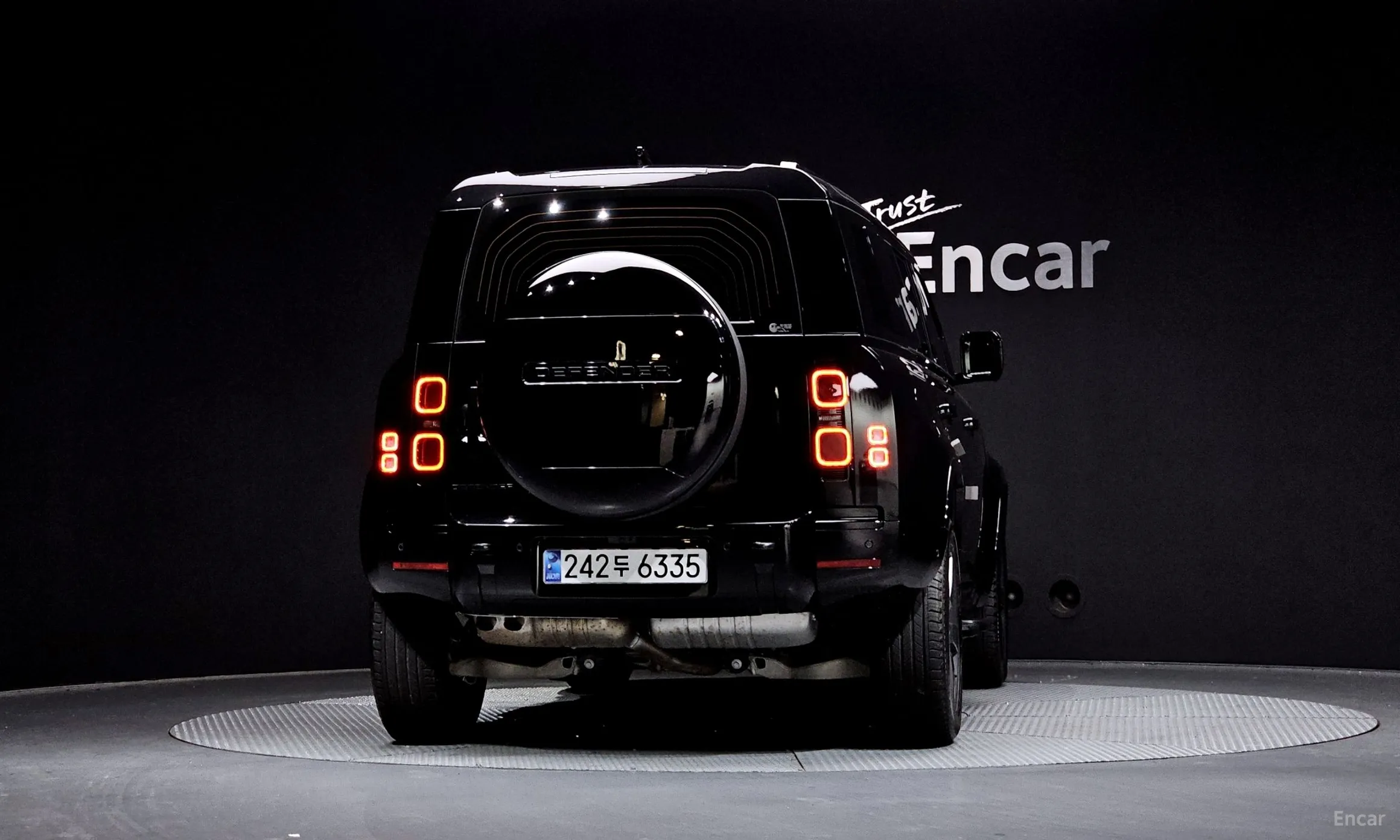 Land Rover Defender (L663) превью 4