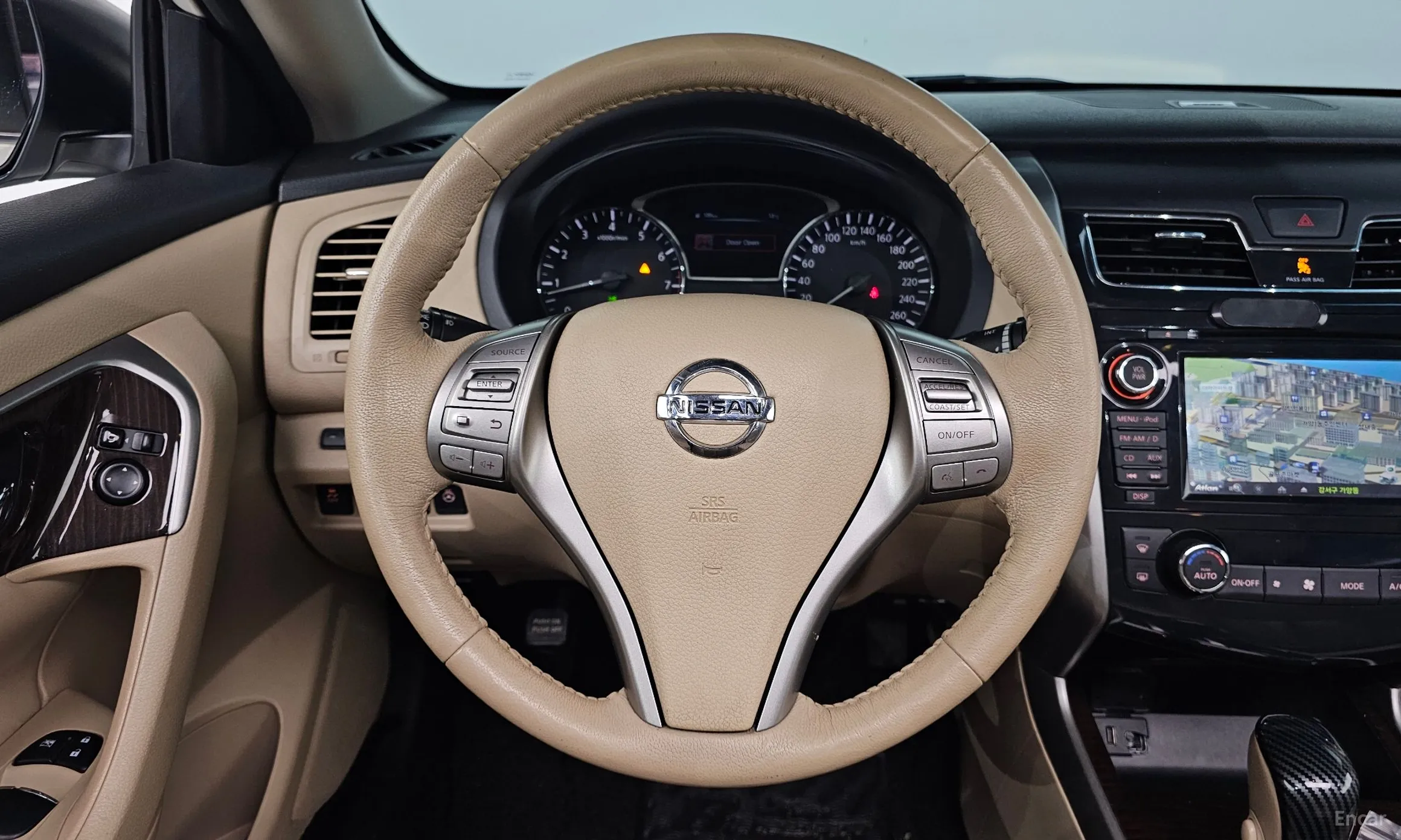 Nissan Altima превью 13