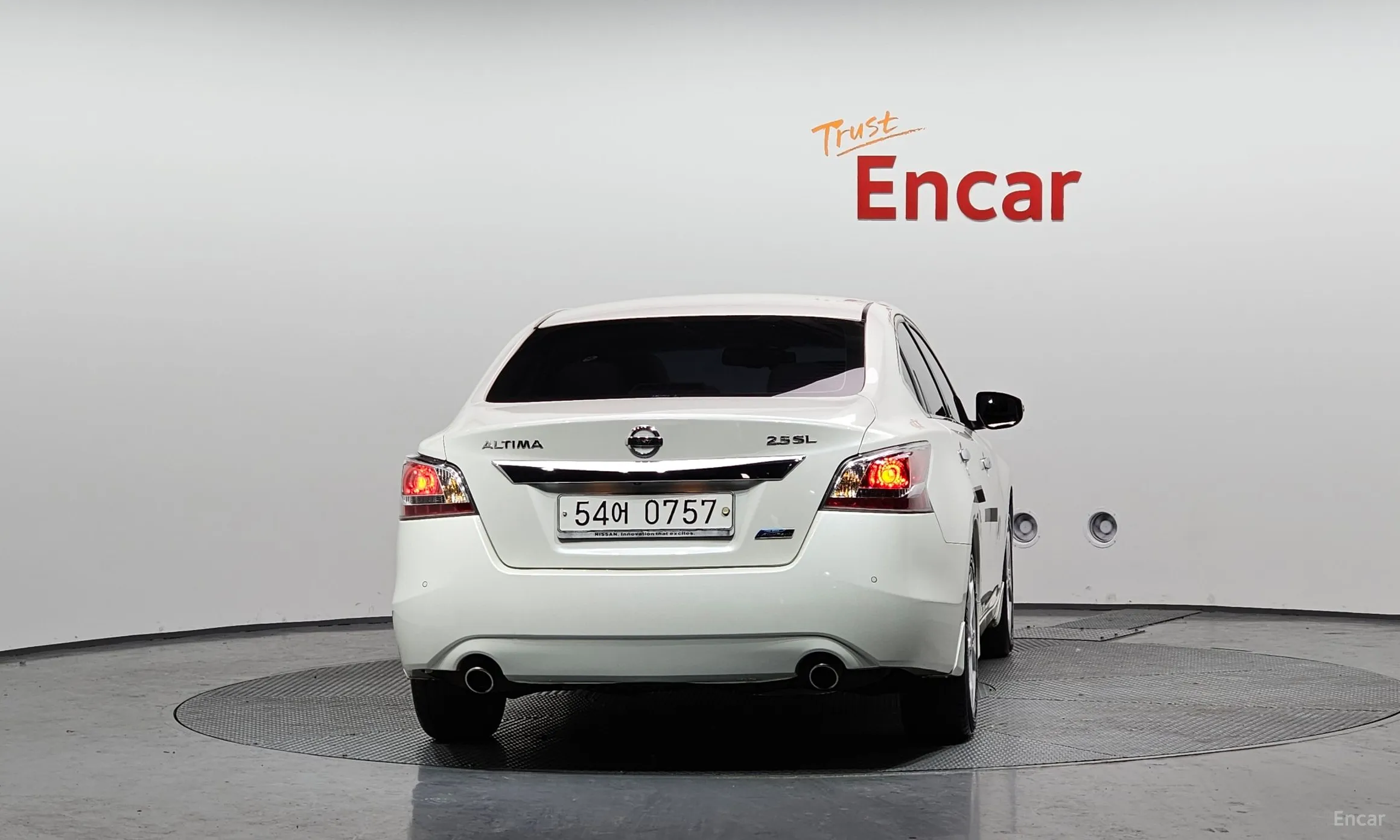 Nissan Altima превью 4