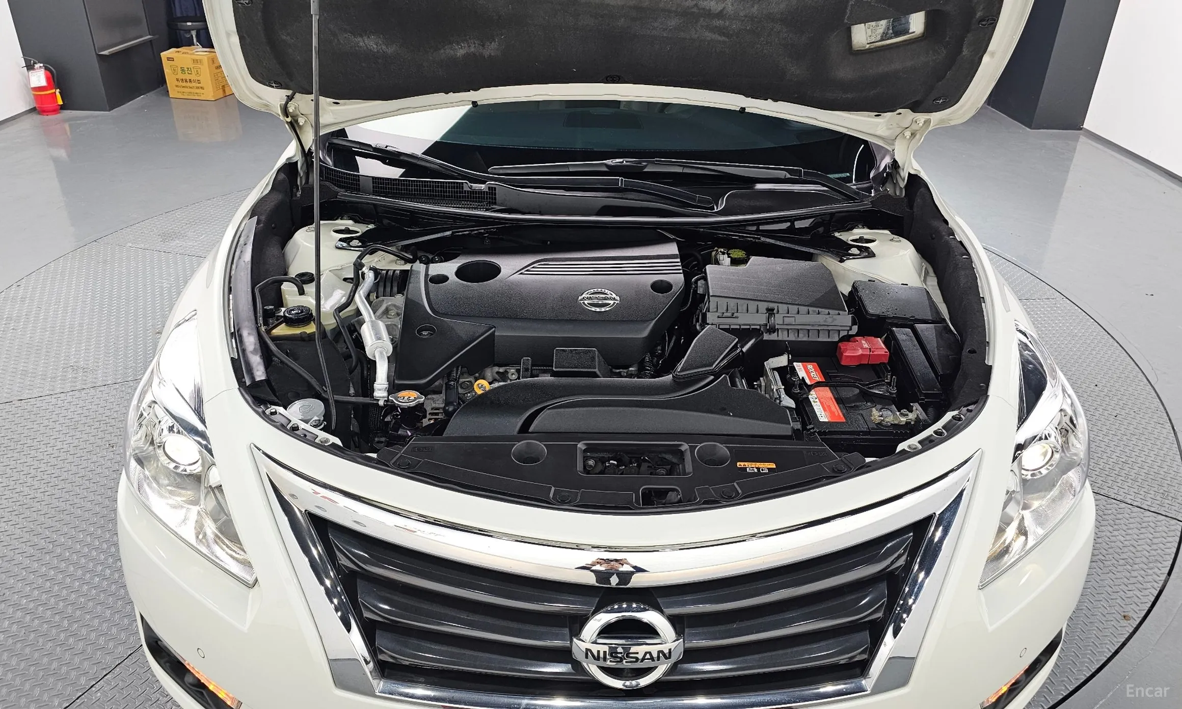 Nissan Altima превью 6