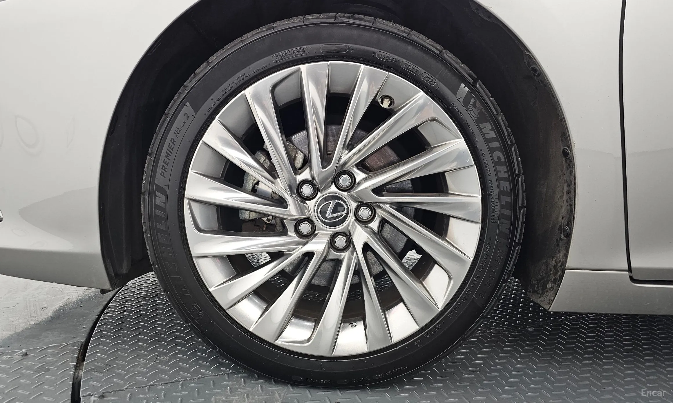 Lexus ES300h 7th Generation превью 5