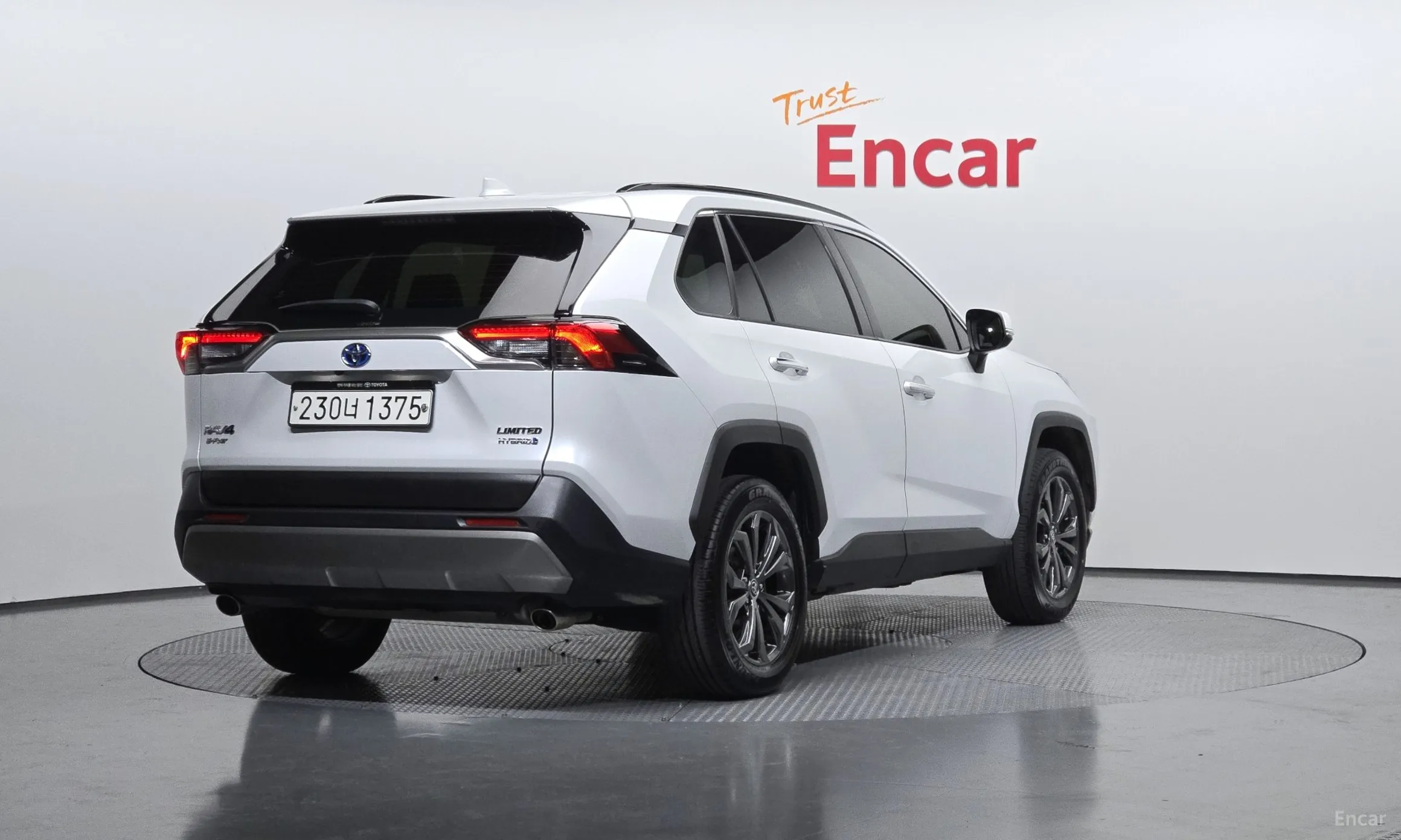 Toyota RAV4 5th Generation