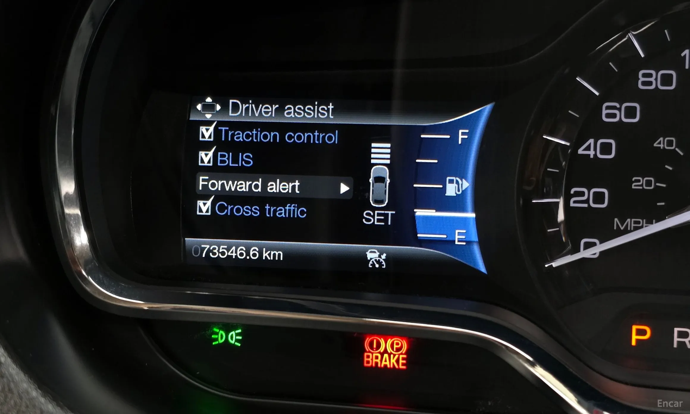 Lincoln MKT превью 17