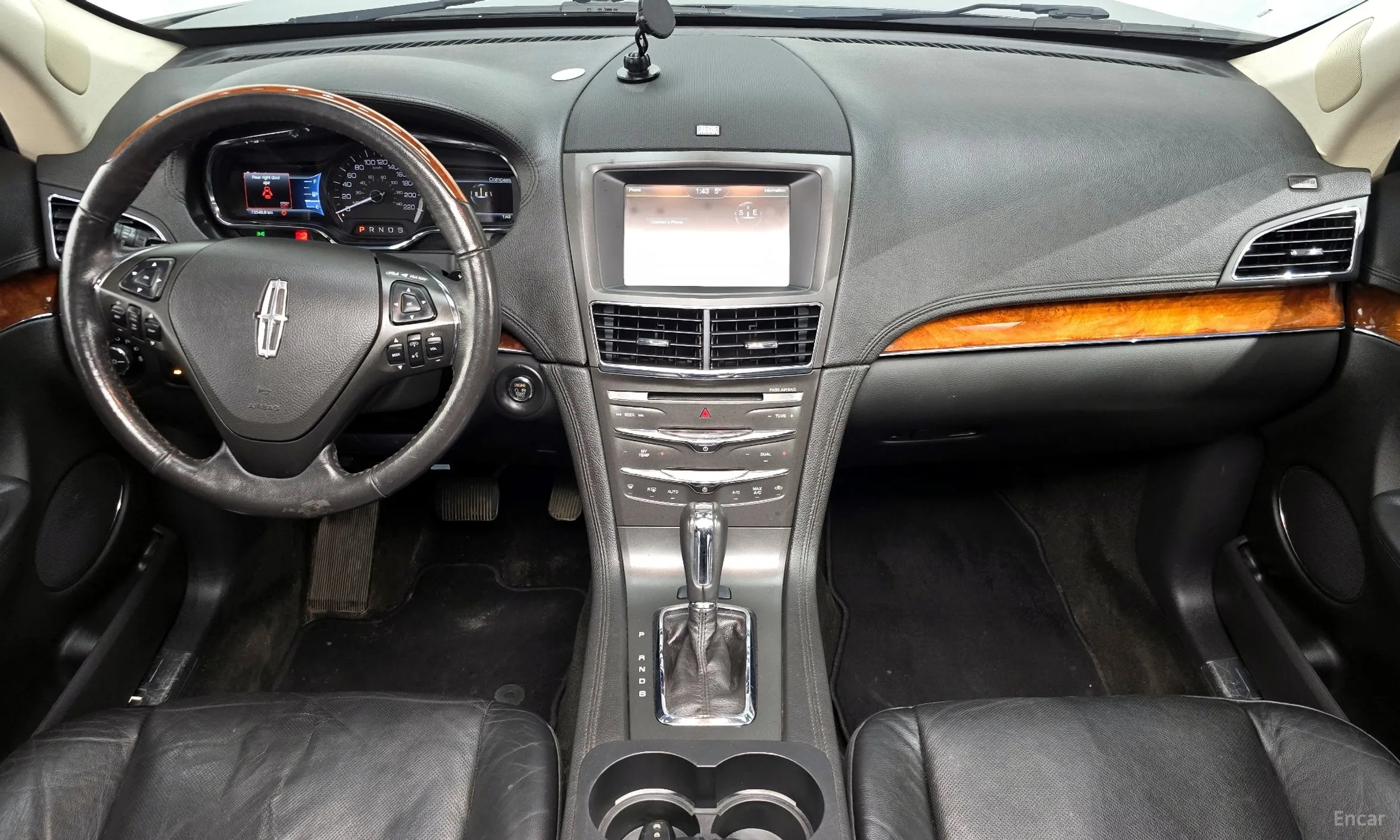 Lincoln MKT превью 7