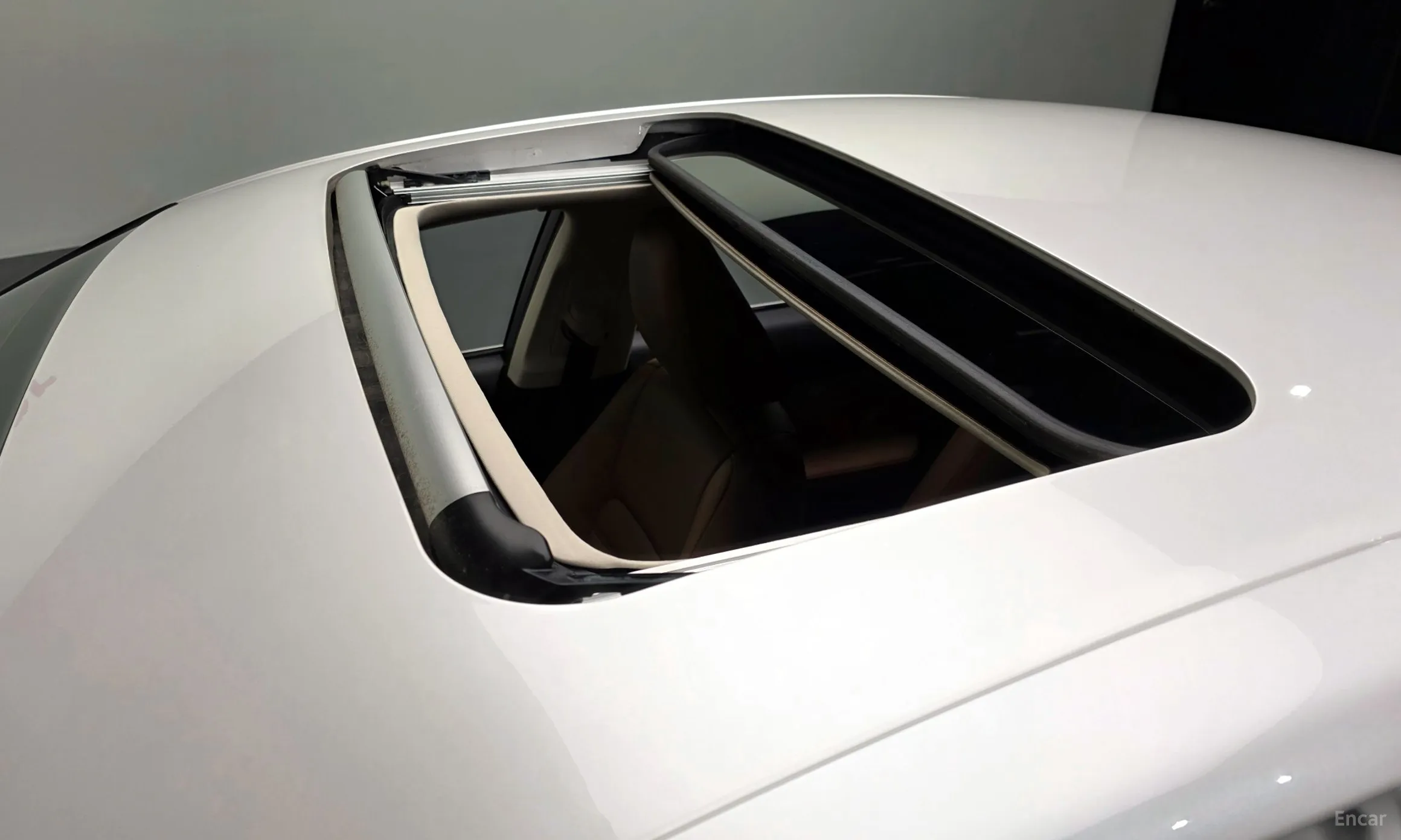 Lexus New IS300 превью 19