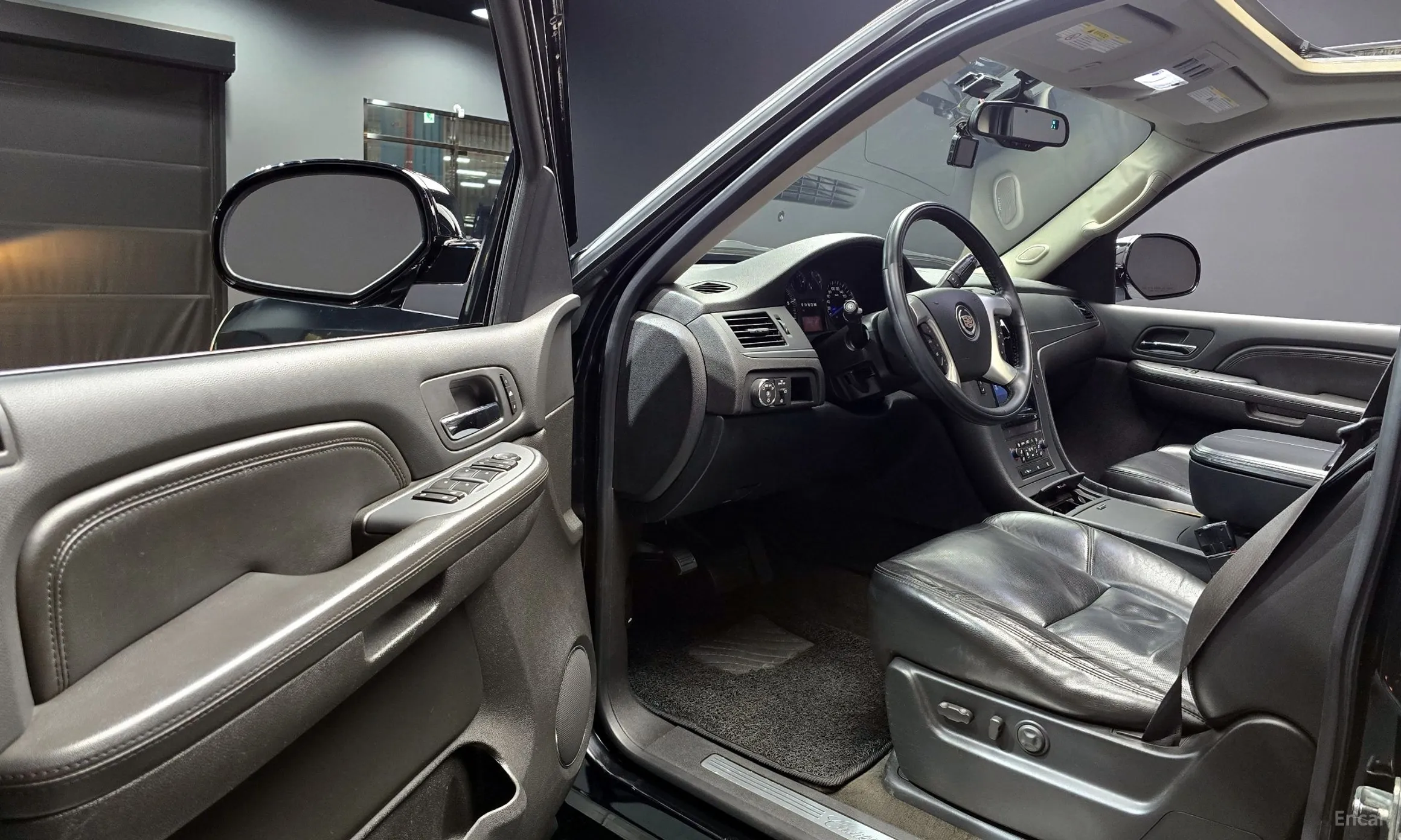 Cadillac Escalade превью 11