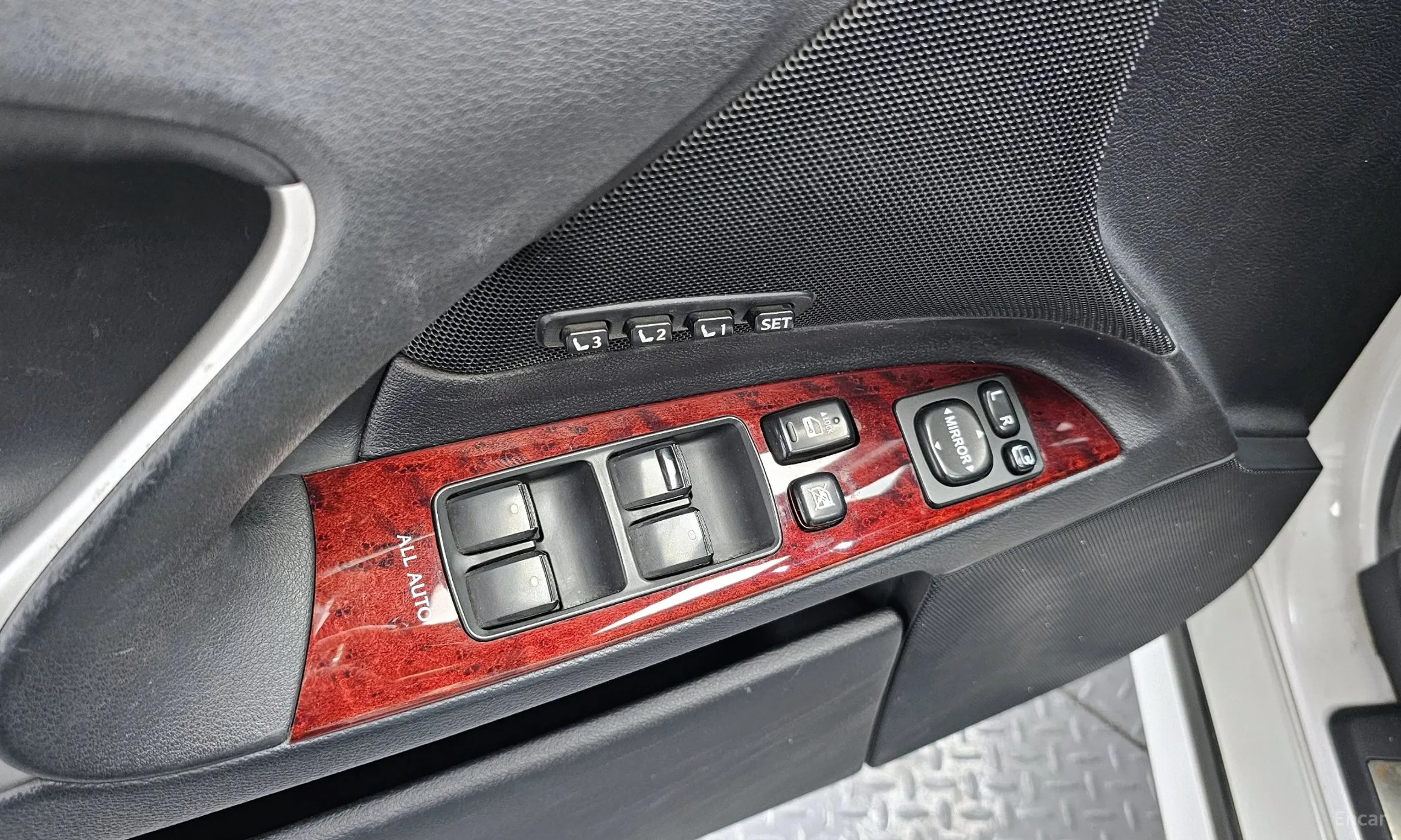 Lexus IS250 превью 18