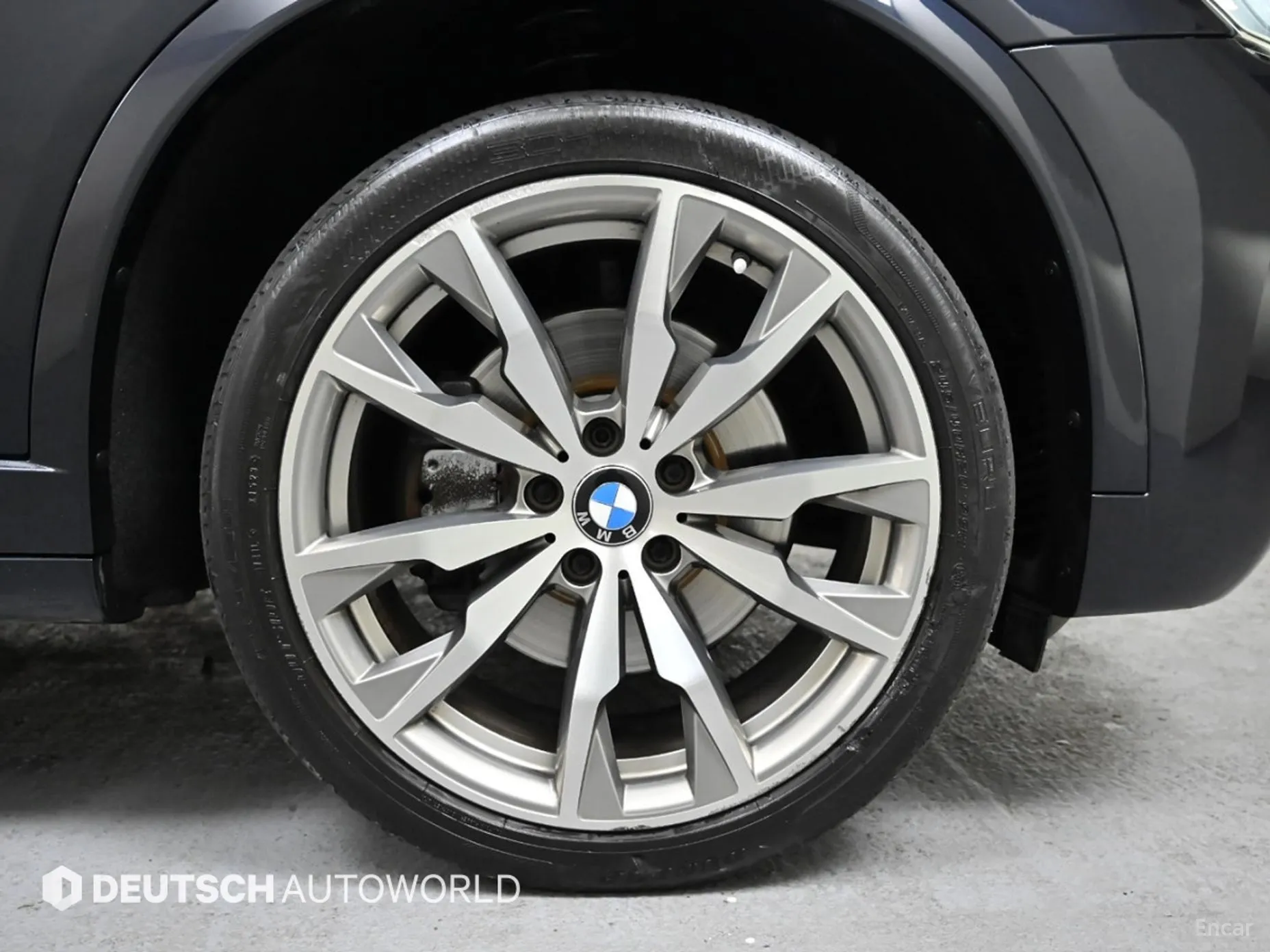 BMW X4 (F26) превью 5