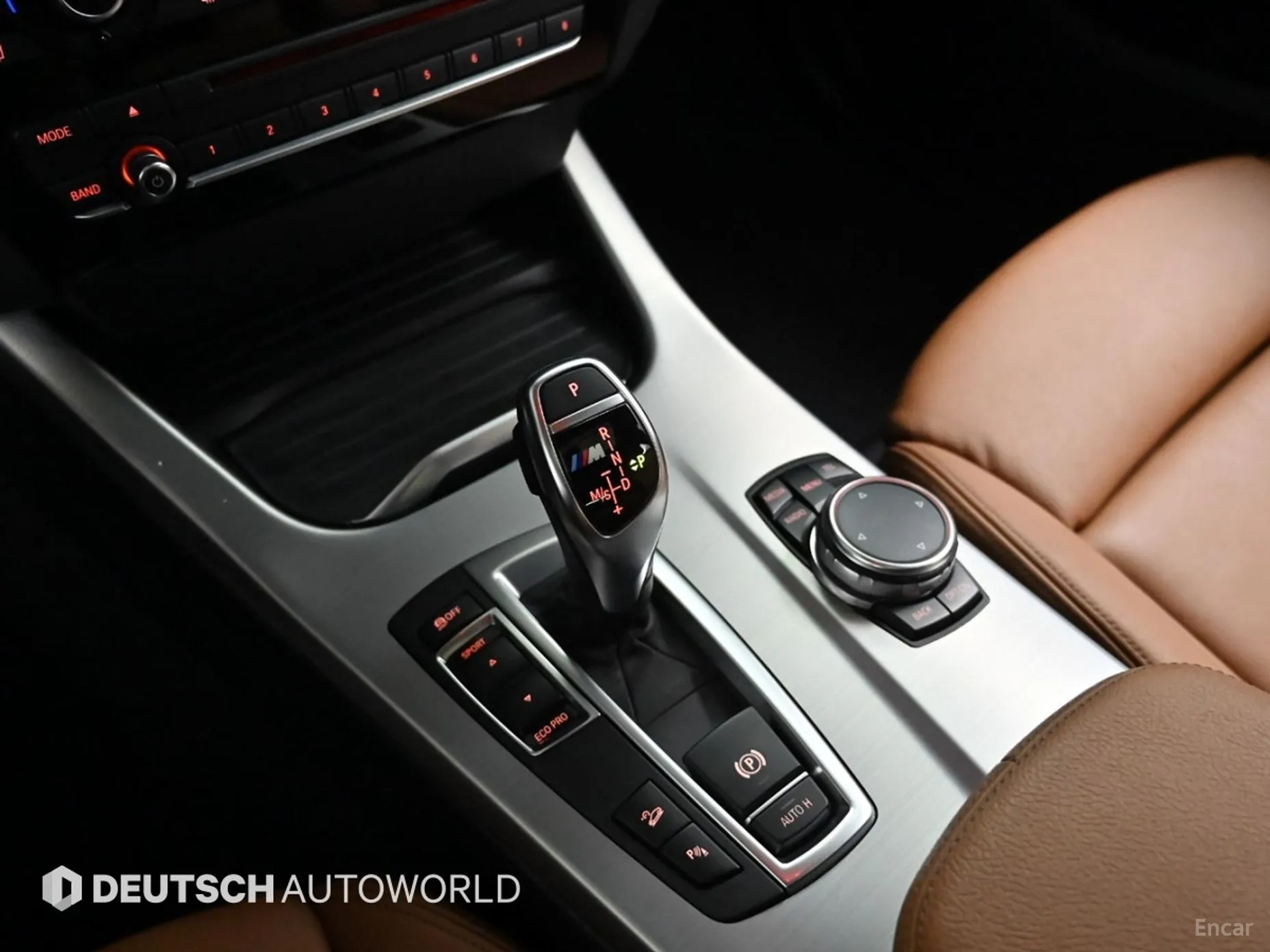 BMW X4 (F26) превью 9