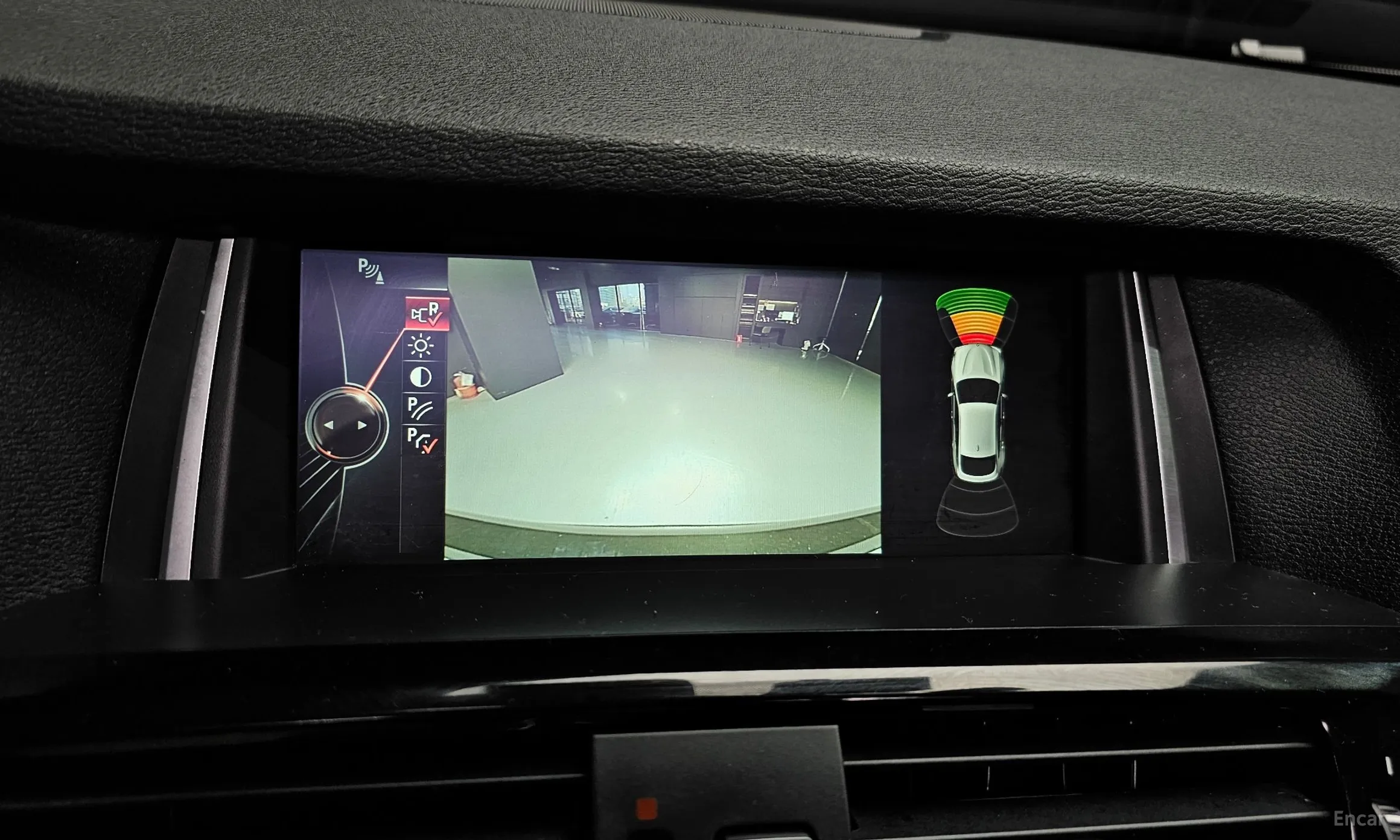 BMW X4 (F26) превью 15