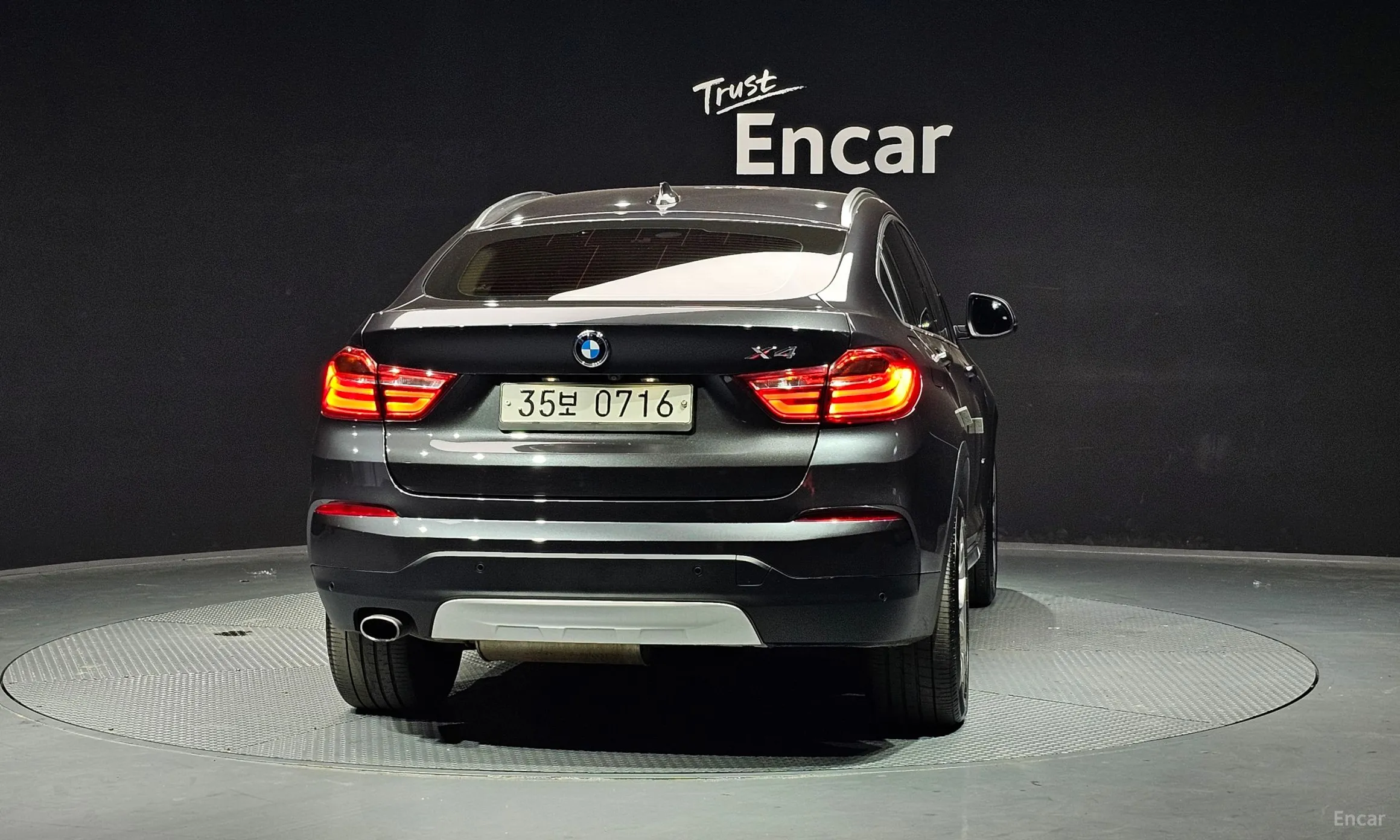 BMW X4 (F26) превью 4