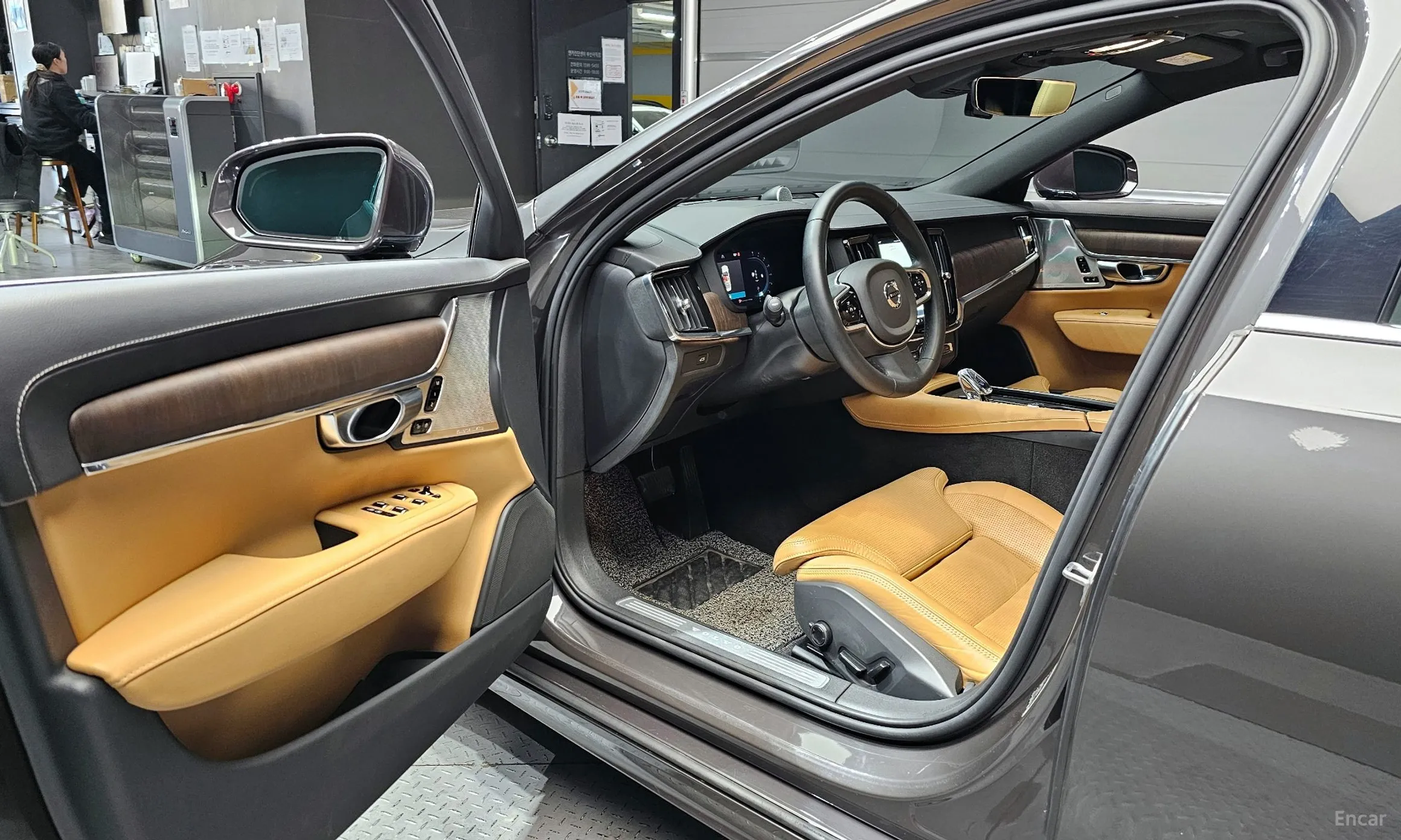 Volvo S90 превью 11