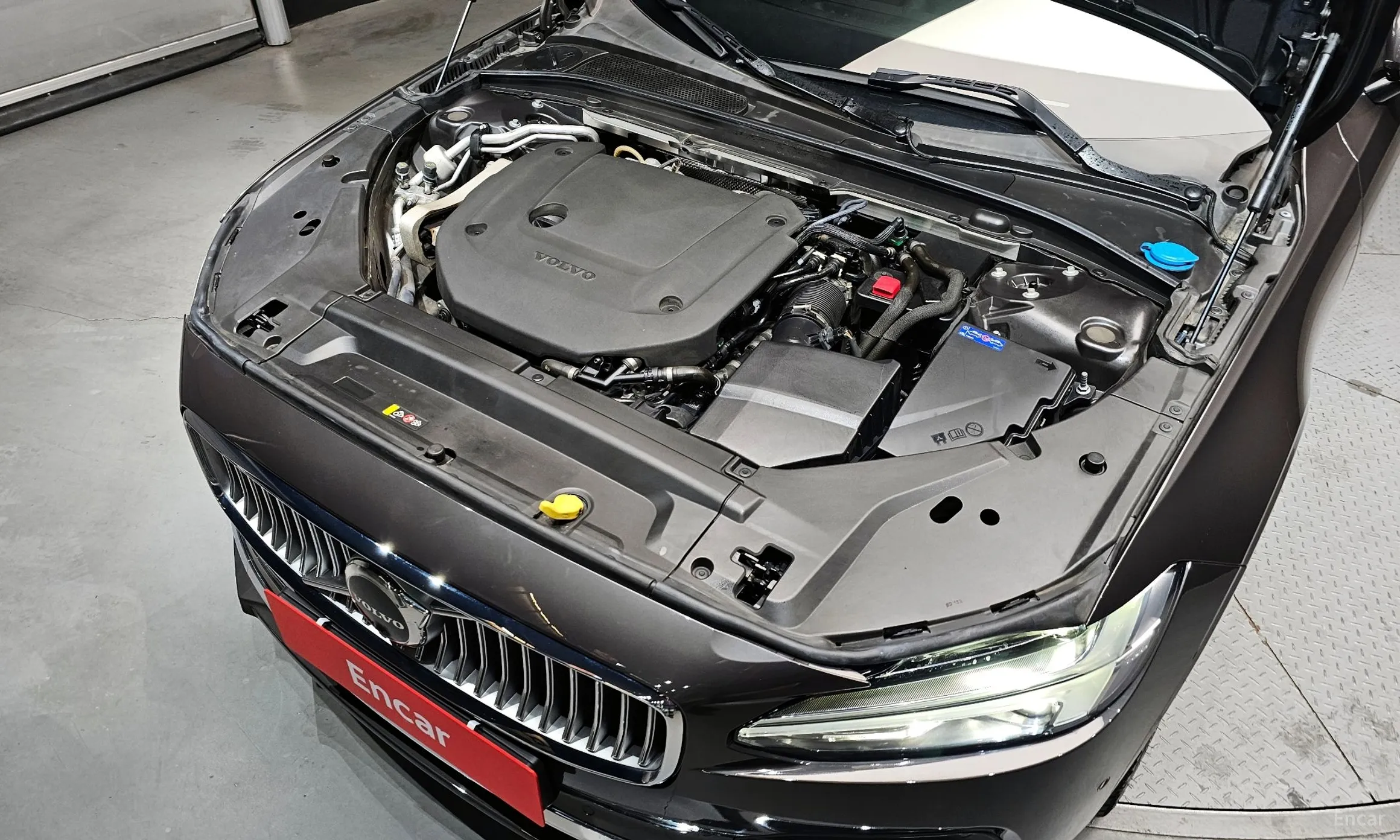 Volvo S90 превью 6