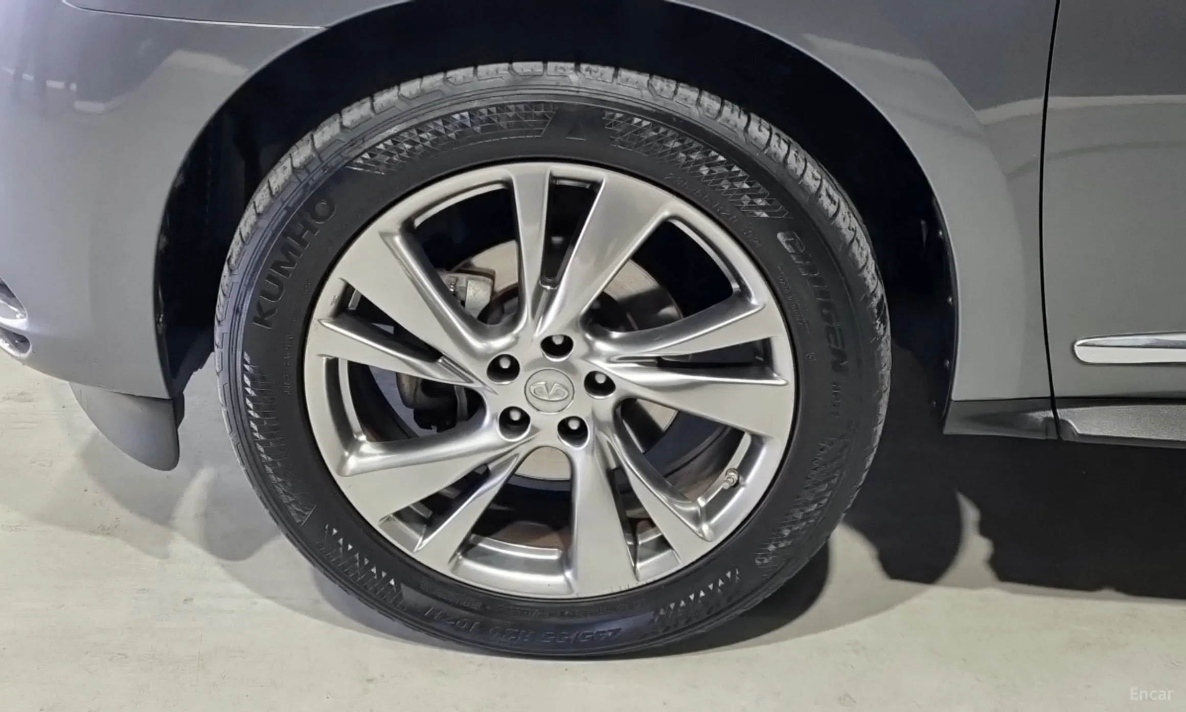 Infiniti QX60 превью 18