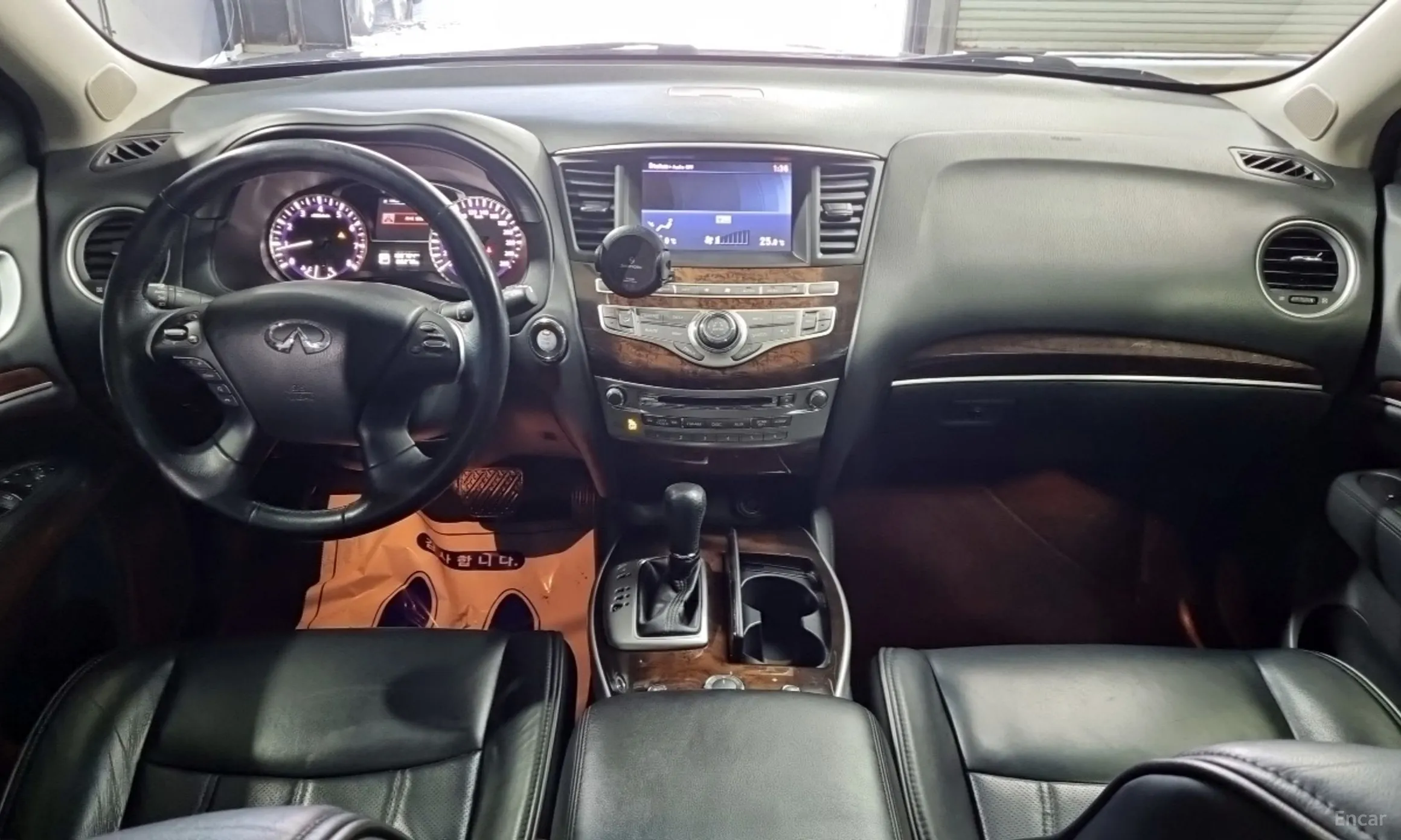 Infiniti QX60 превью 5