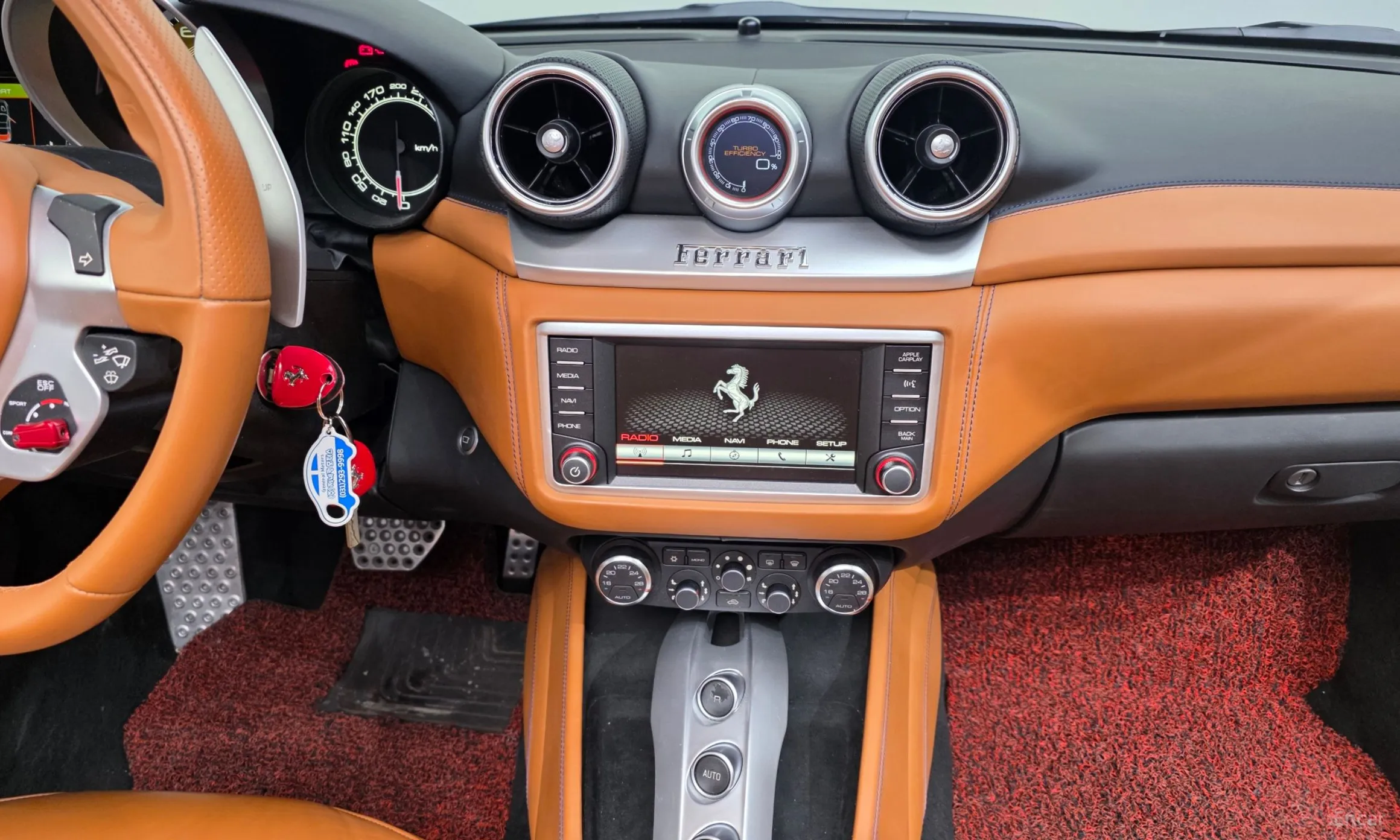 Ferrari California превью 14
