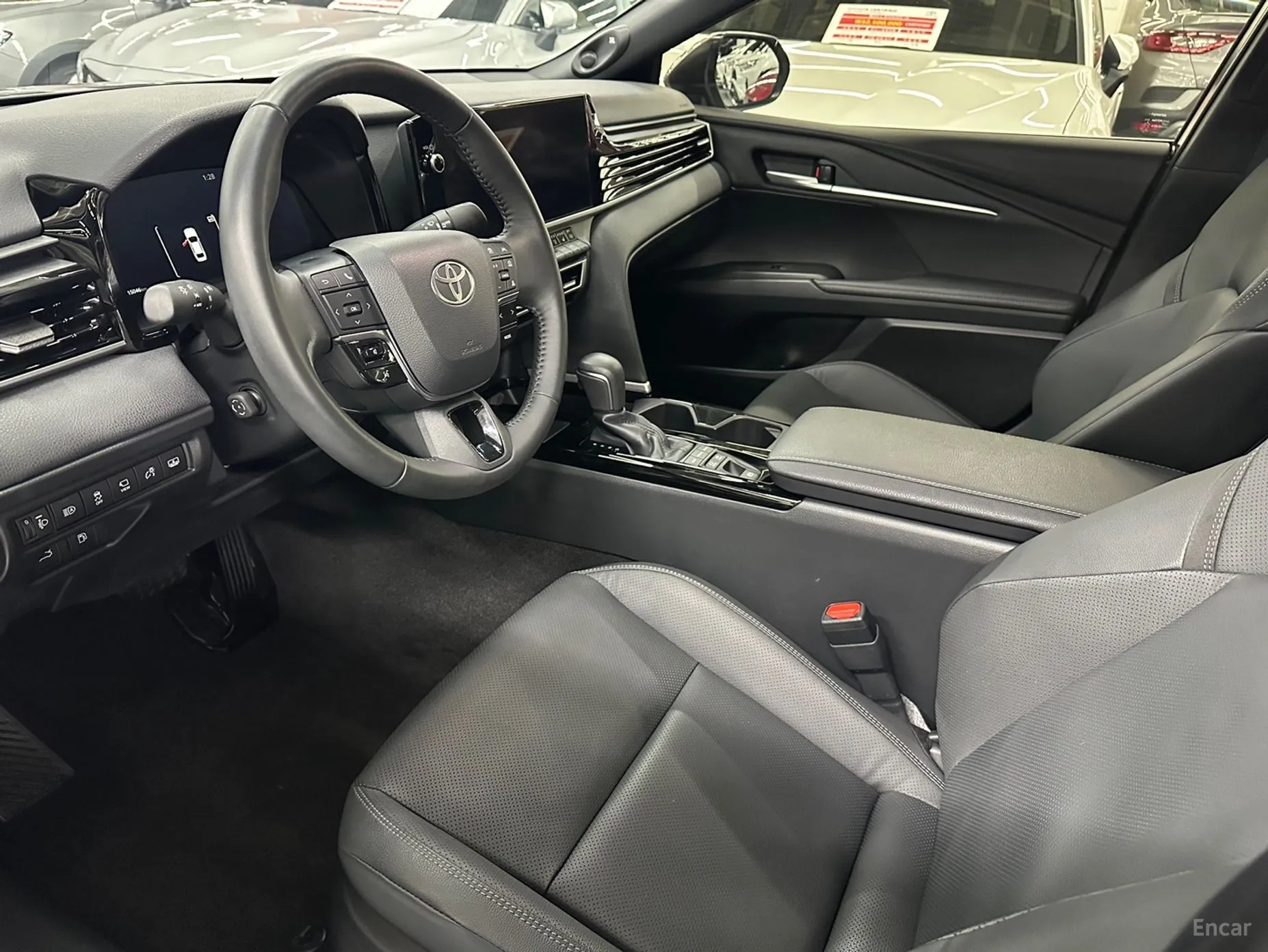 Toyota Camry (XV80) превью 10