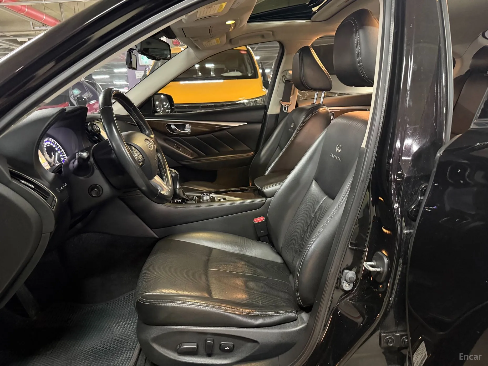 Infiniti Q50 превью 10