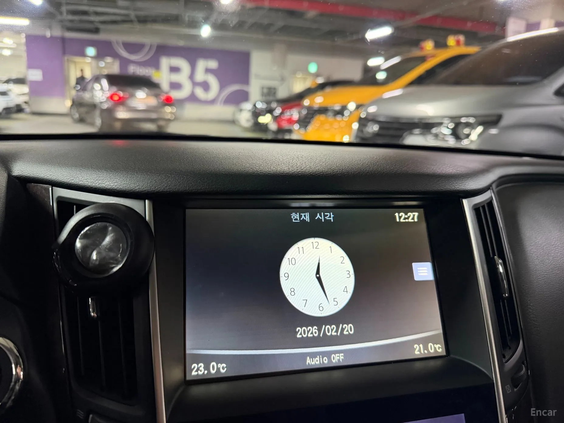 Infiniti Q50 превью 13