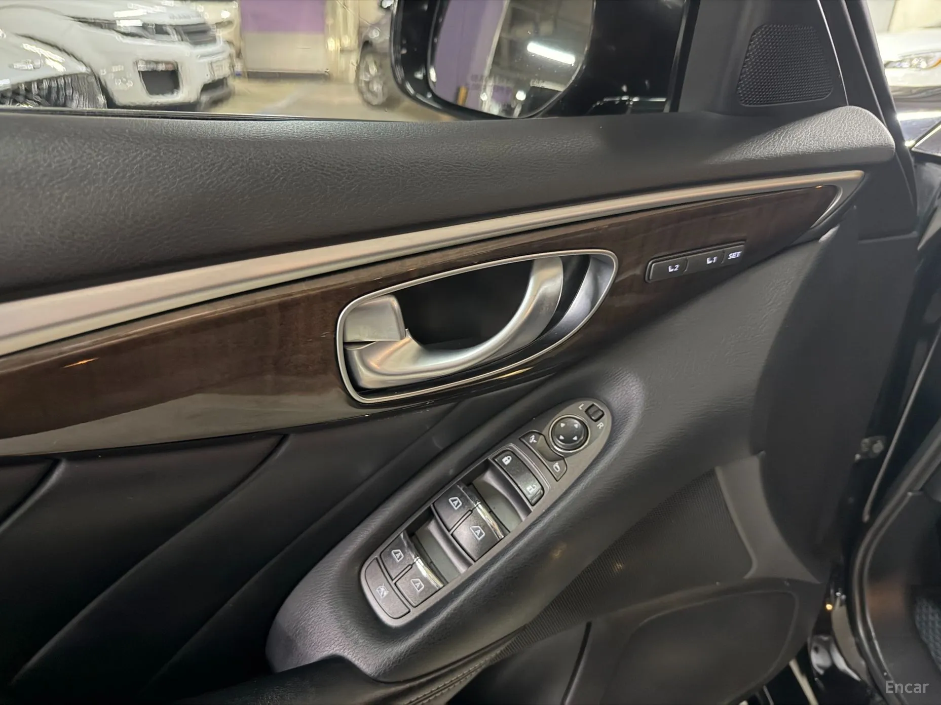 Infiniti Q50 превью 19
