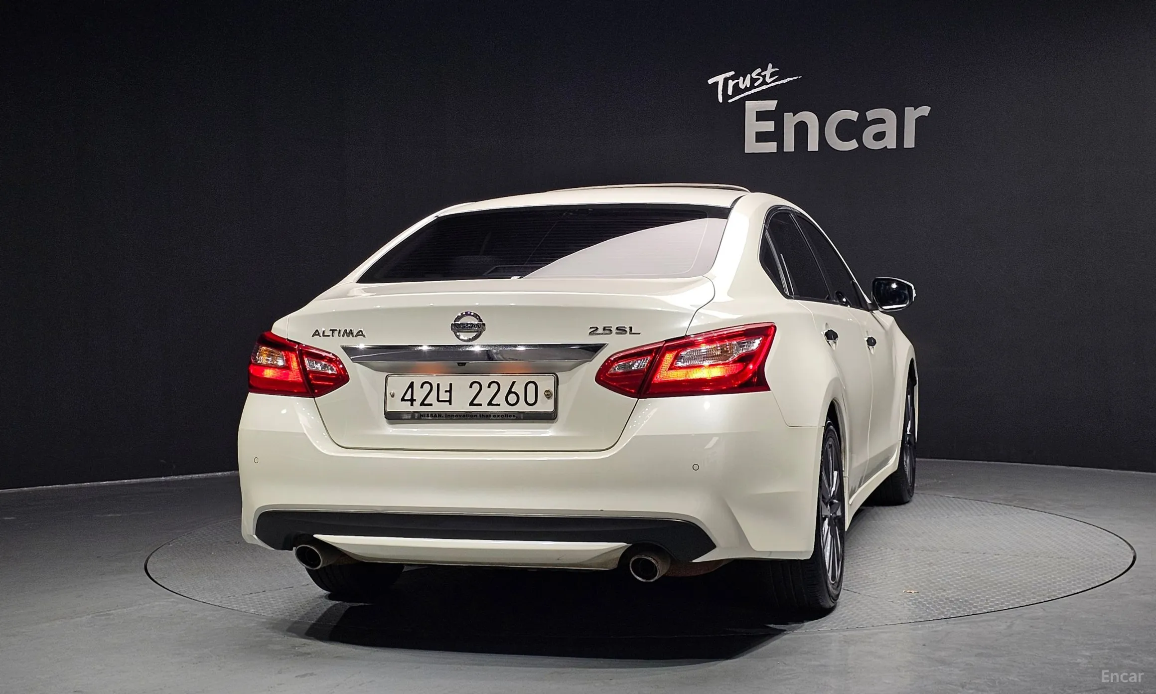 Nissan Altima превью 4