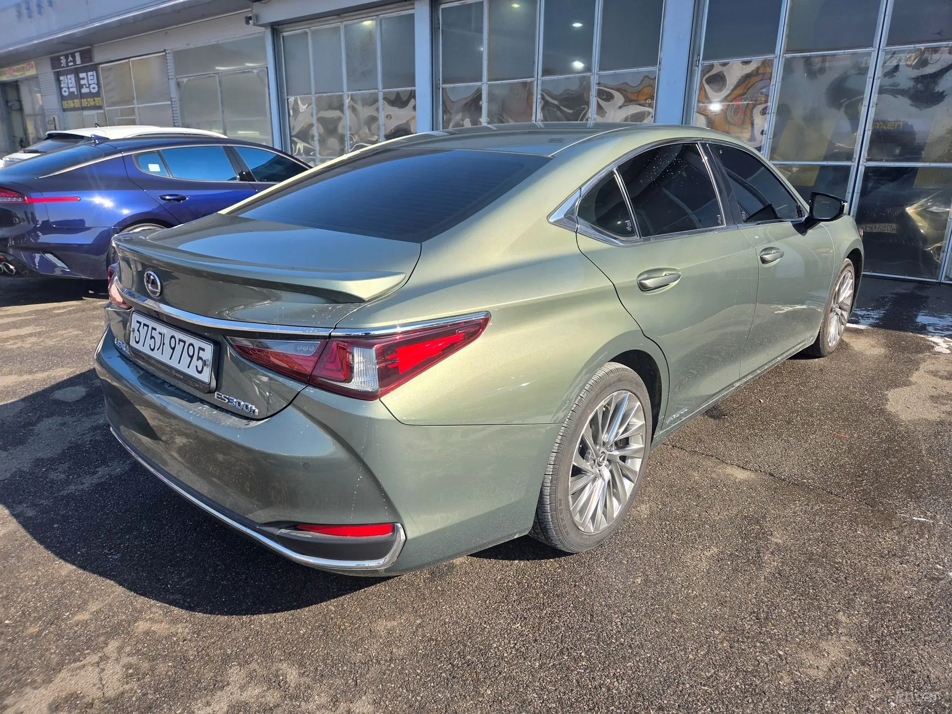 Lexus ES300h 7th Generation превью 4