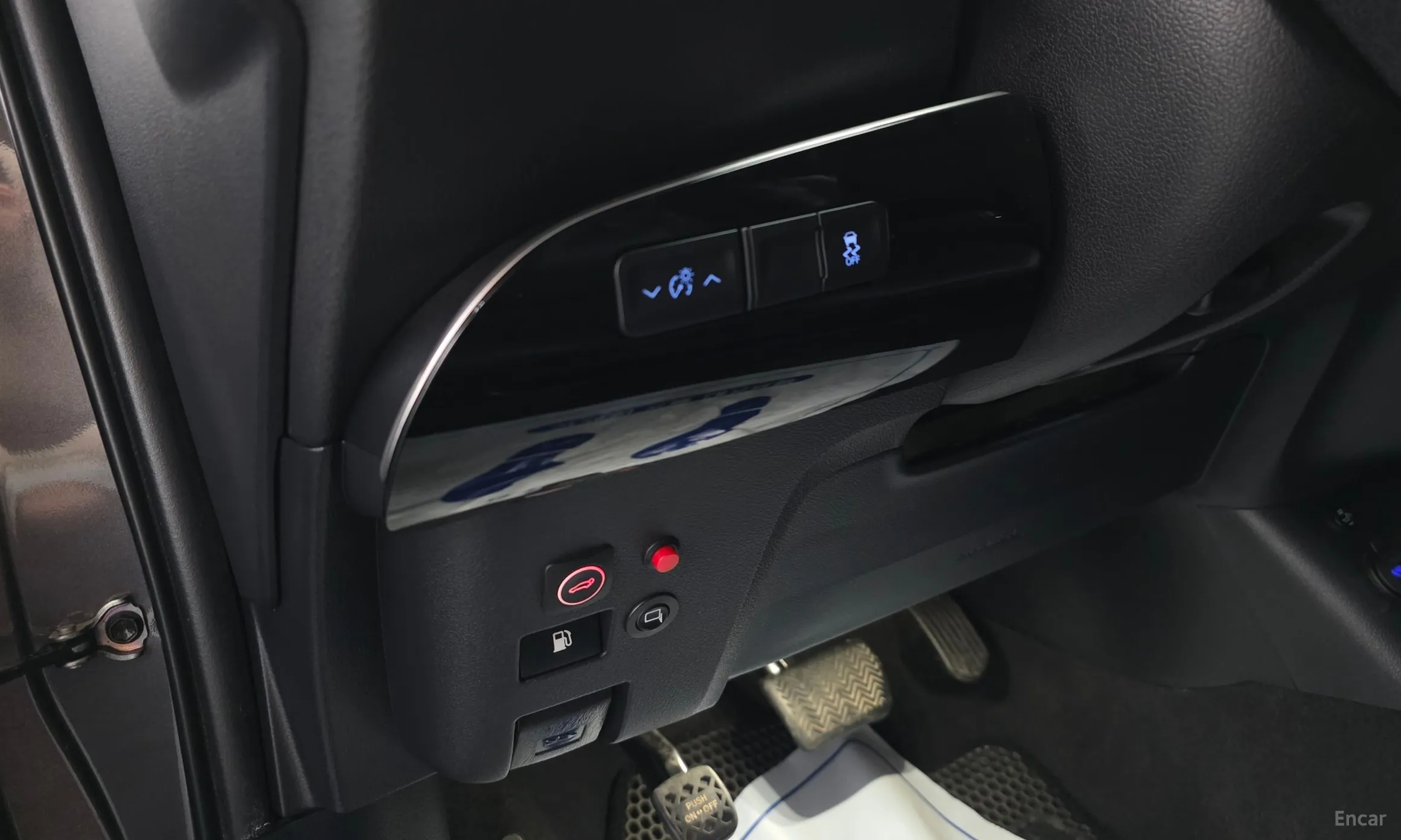 Toyota Prius 4th Generation превью 18