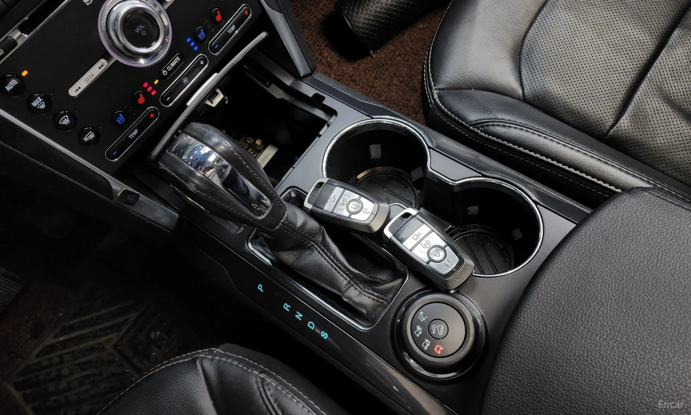 Ford Explorer превью 9