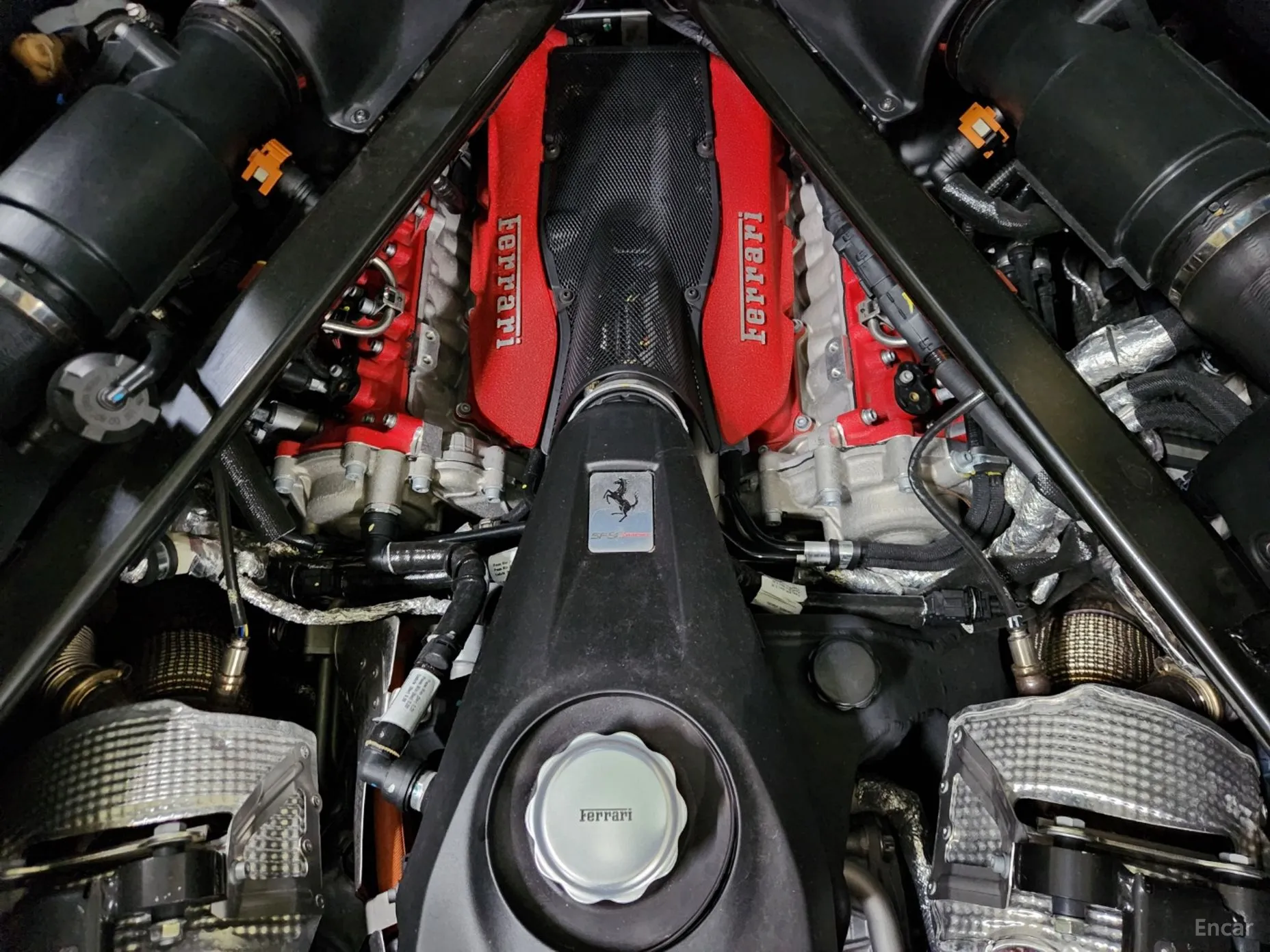 Ferrari SF90 Stradale превью 18