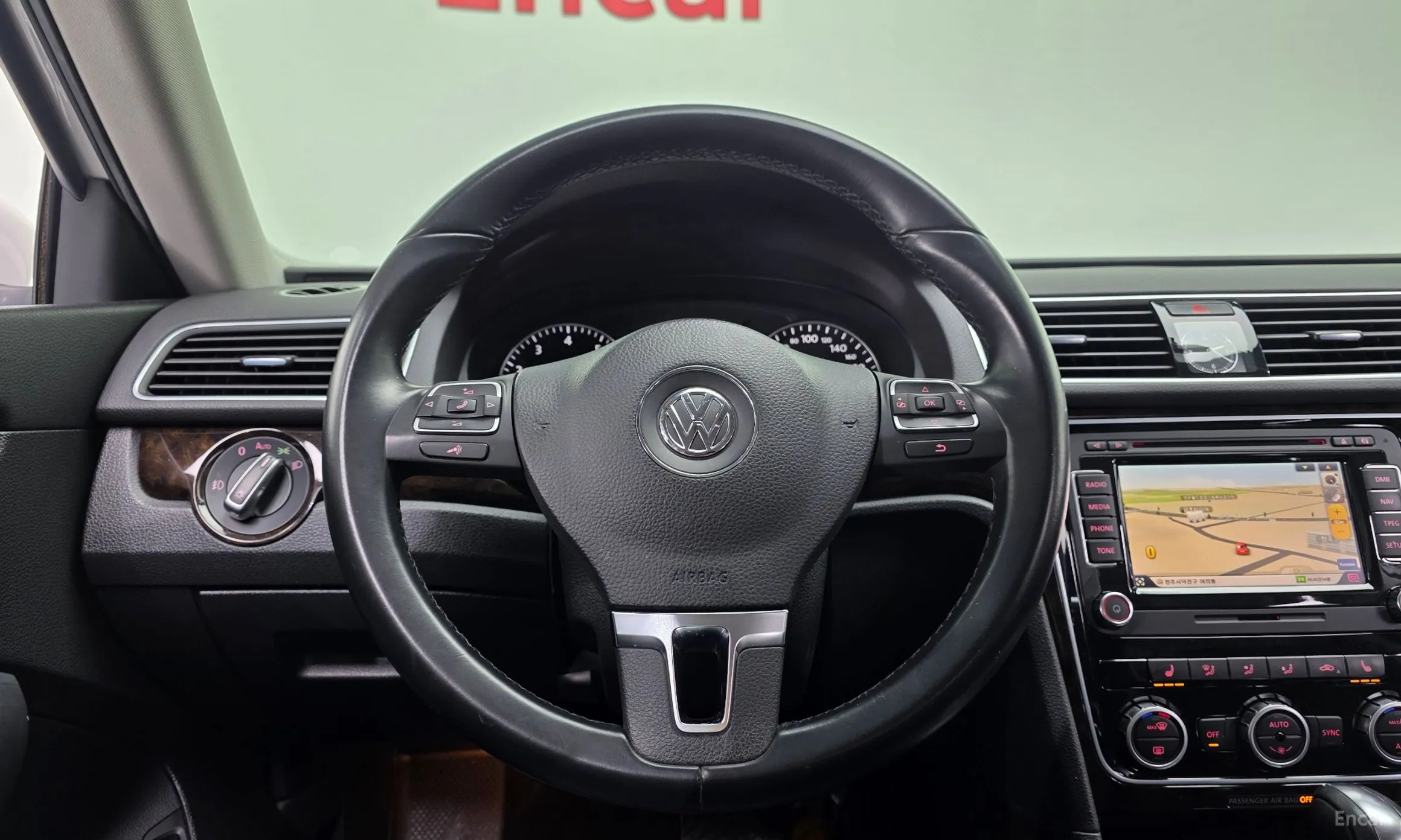 Volkswagen The New Passat превью 15