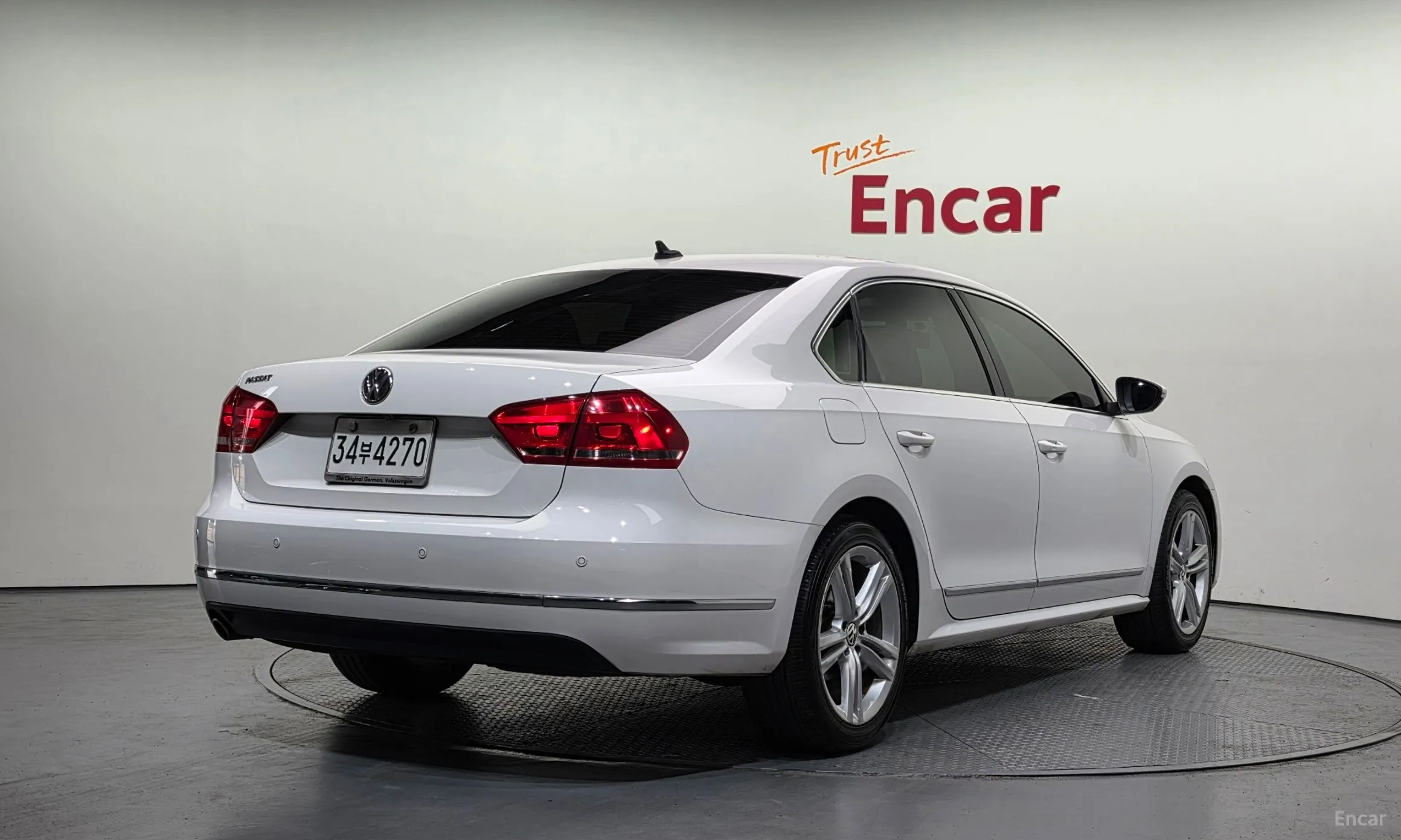 Volkswagen The New Passat превью 2