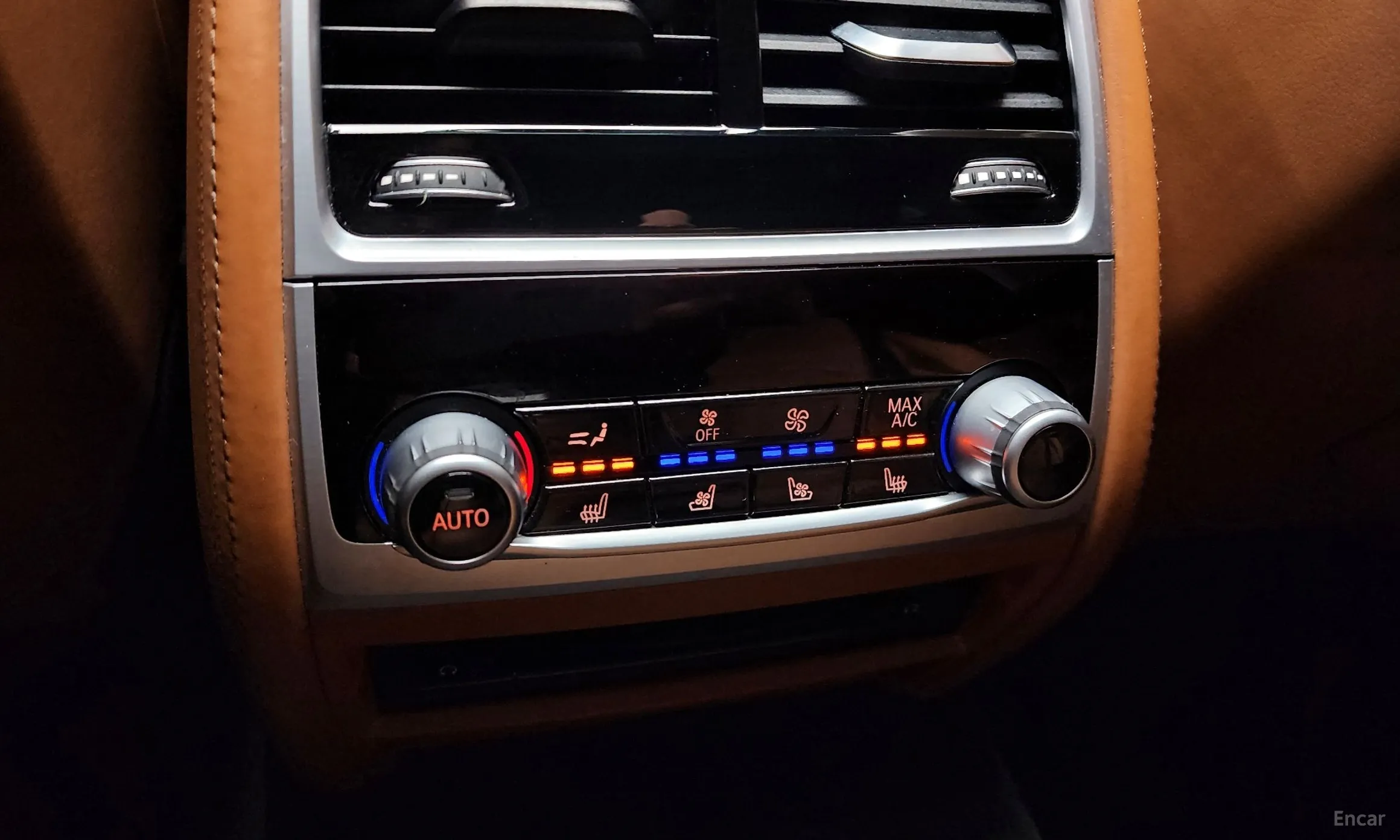 BMW 7 Series (G11) превью 19