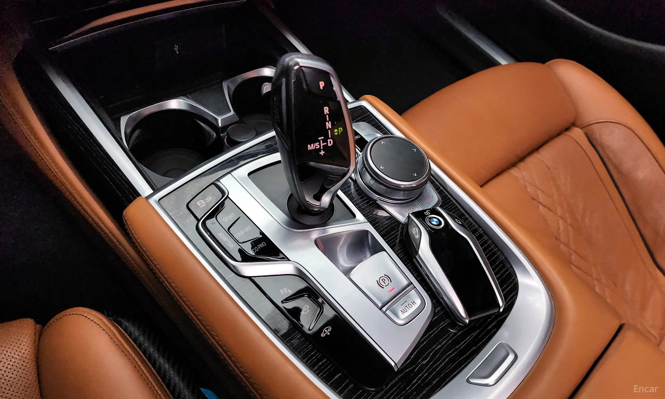 BMW 7 Series (G11) превью 9