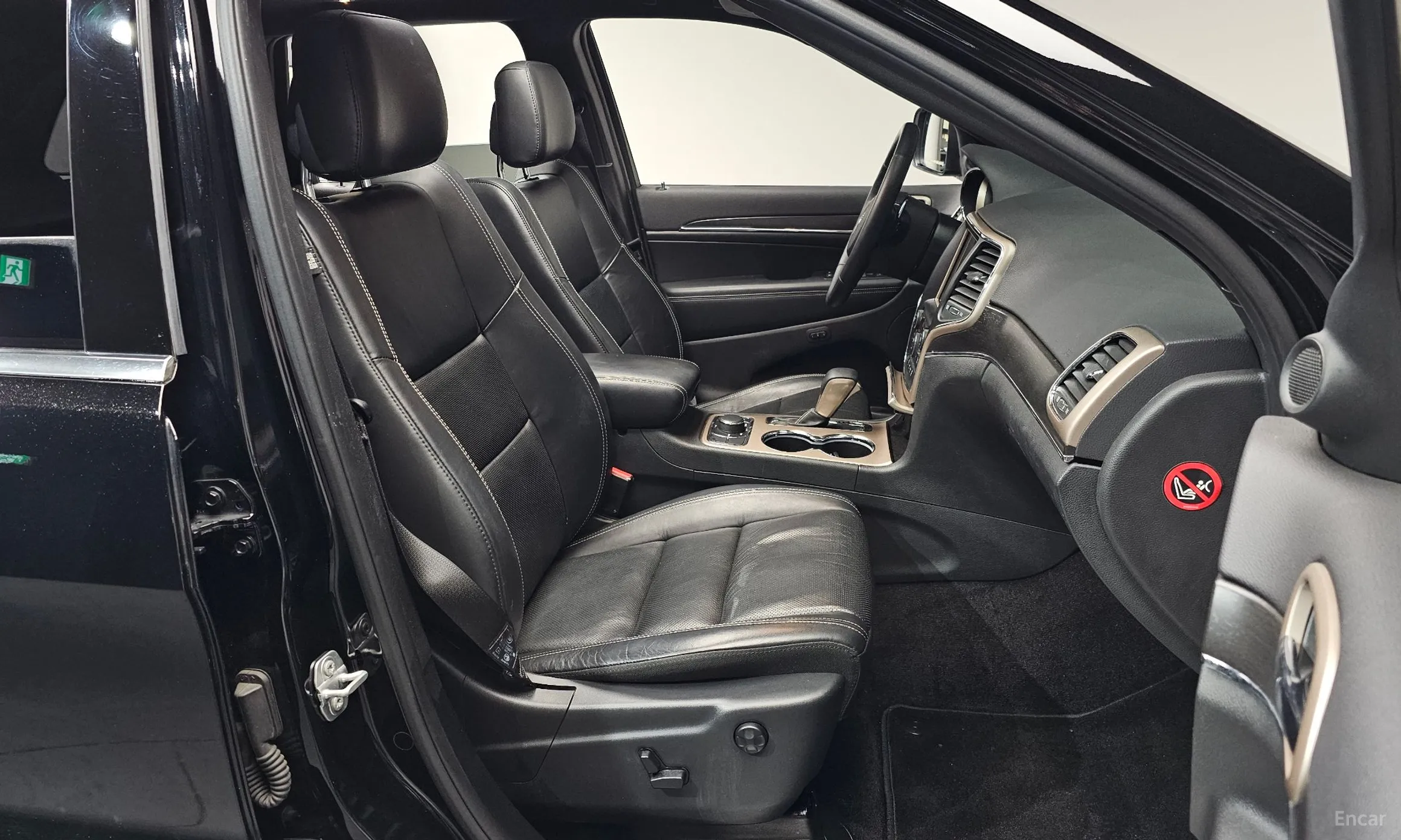 Jeep Grand Cherokee превью 11