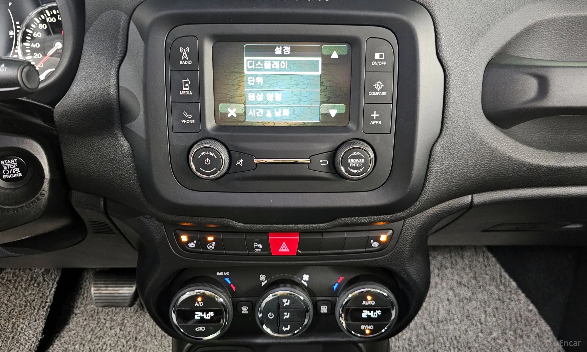 Jeep Renegade превью 14