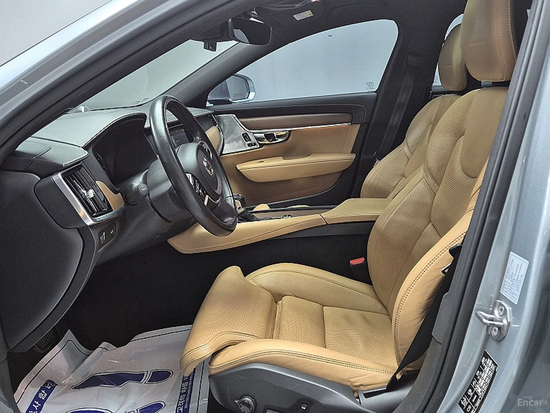 Volvo S90 превью 12