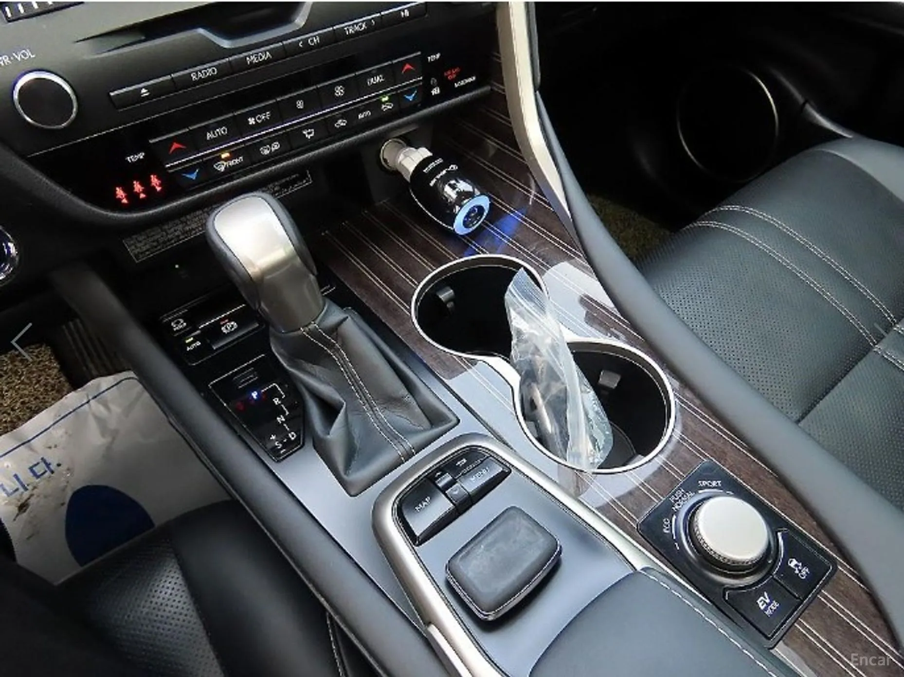 Lexus RX450h Gen 4 превью 11