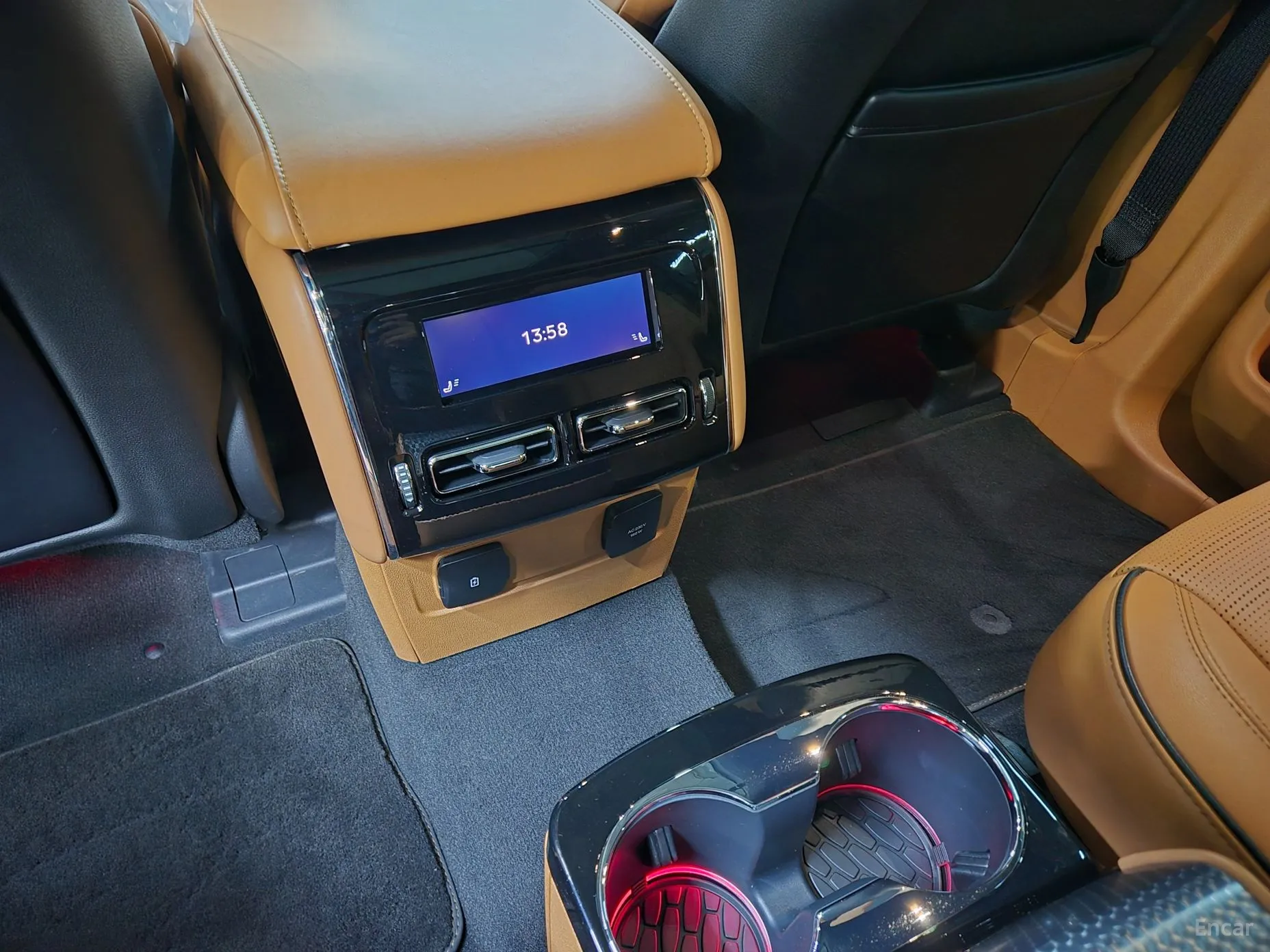 Lincoln Aviator 2nd Generation превью 15