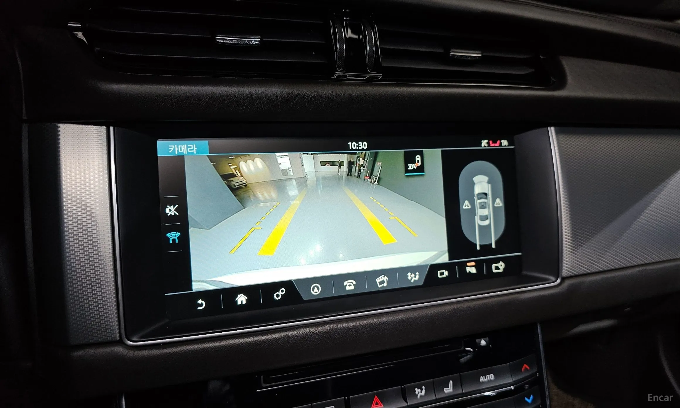 Jaguar XF (x260) превью 17